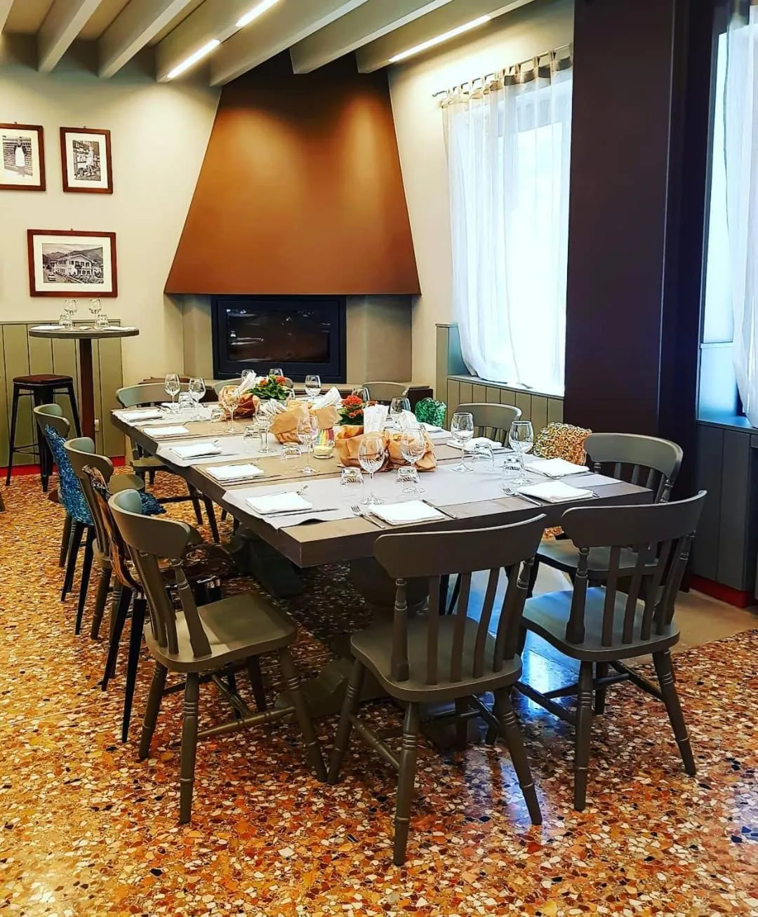 Restaurant/places to eat in Contra' Contarini