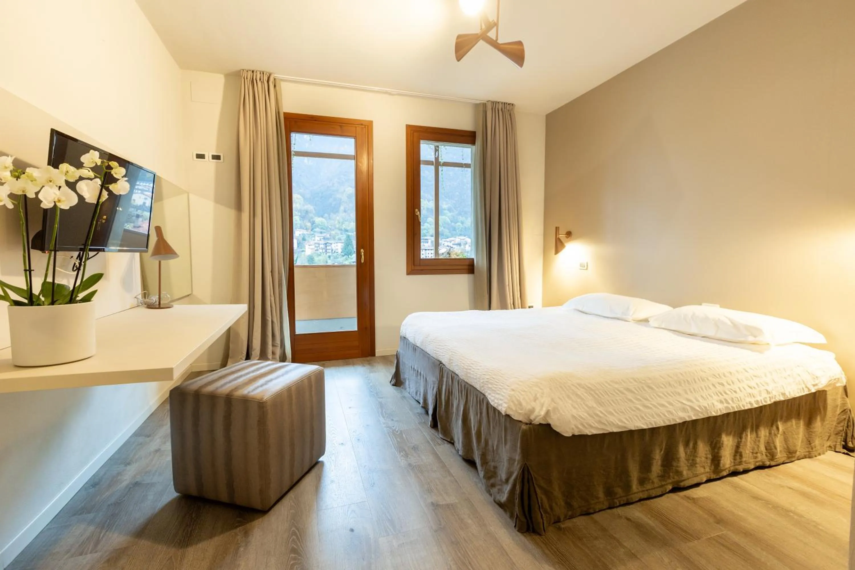 Bedroom, Bed in Contra' Contarini