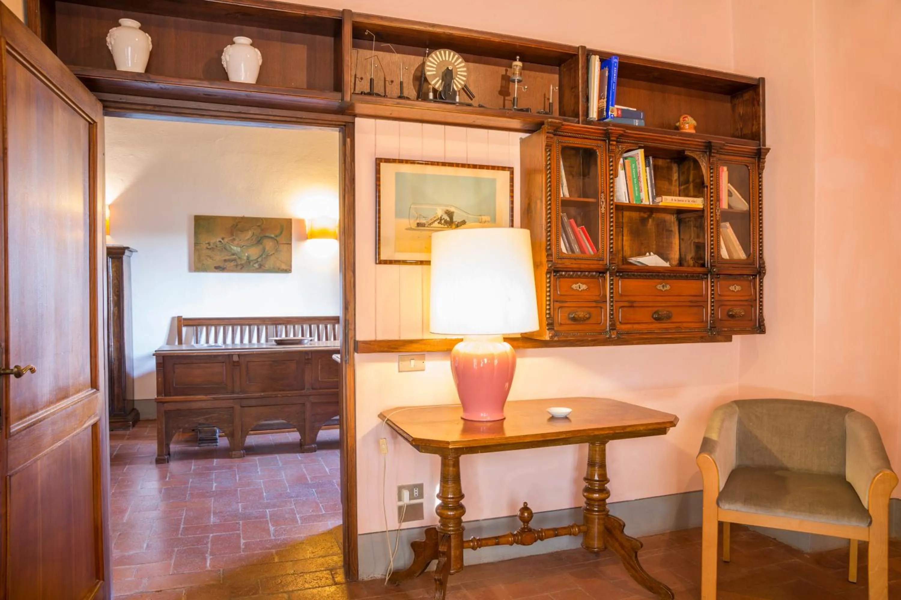 Decorative detail in Fattoria Il Milione Agriturismo