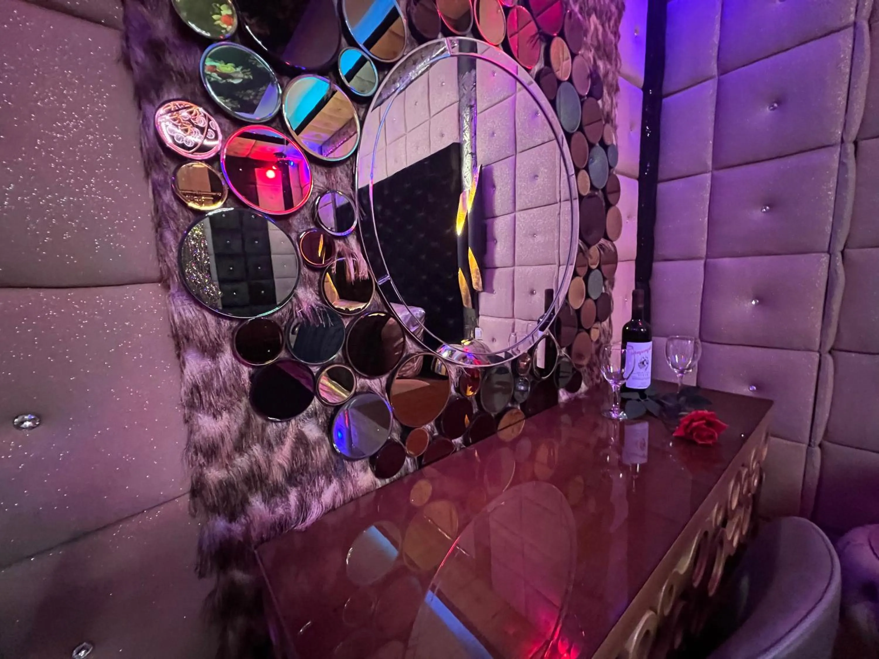 Decorative detail in Priamos Hotel Erato