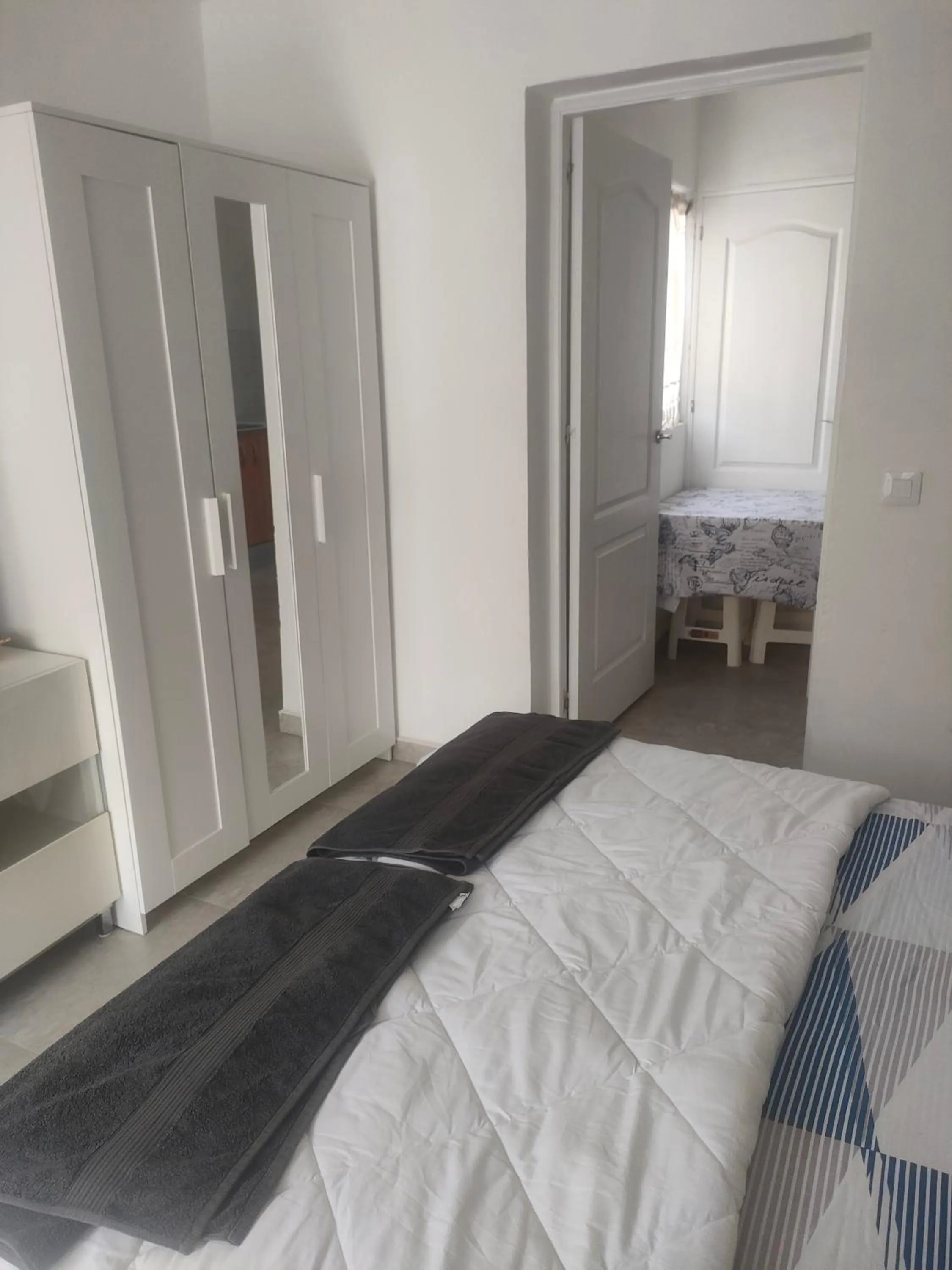 Bed in Alba 2 apartamento y Alba 3 habitación con baño