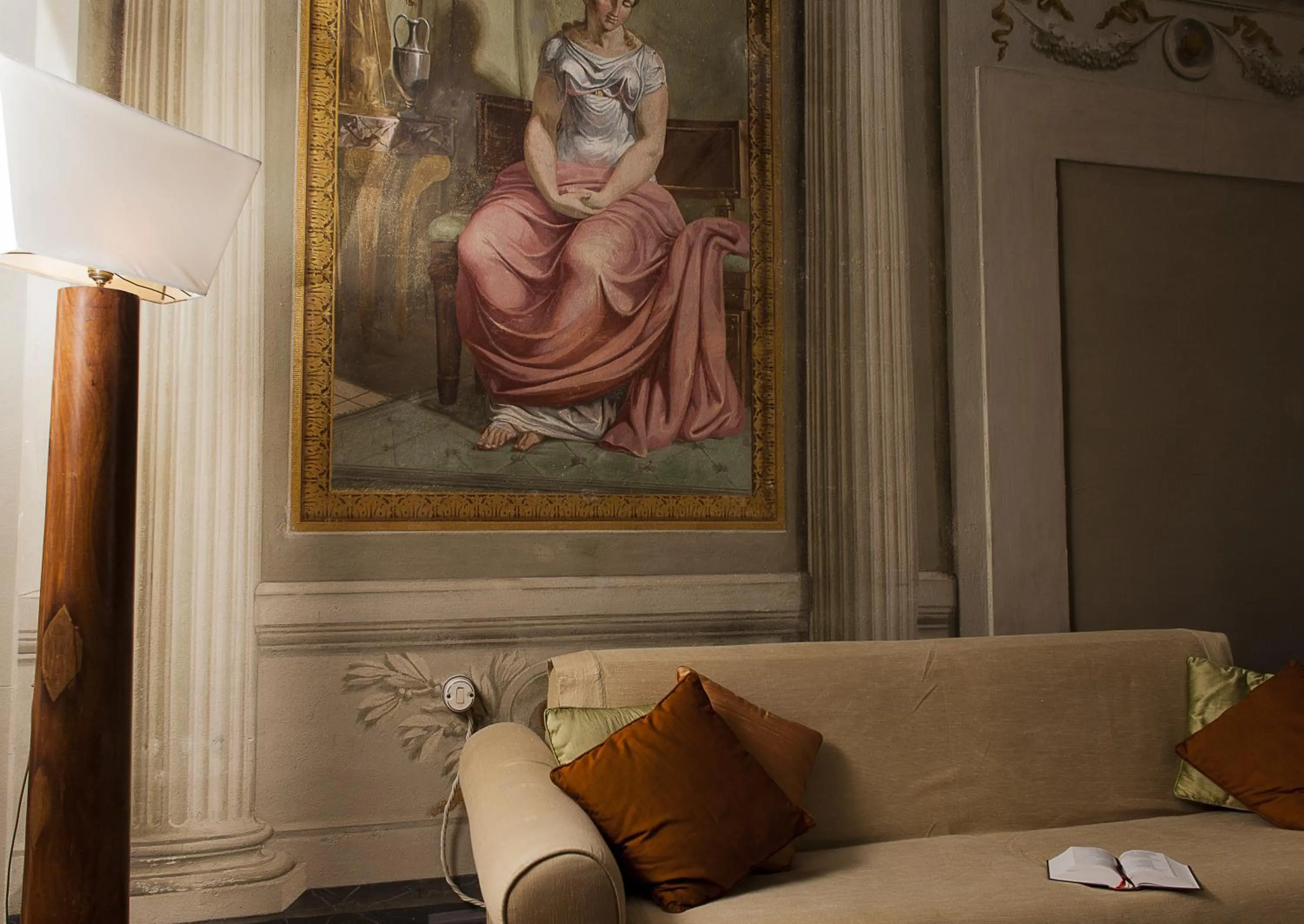 Decorative detail in Residenza d'Epoca Palazzo Galletti