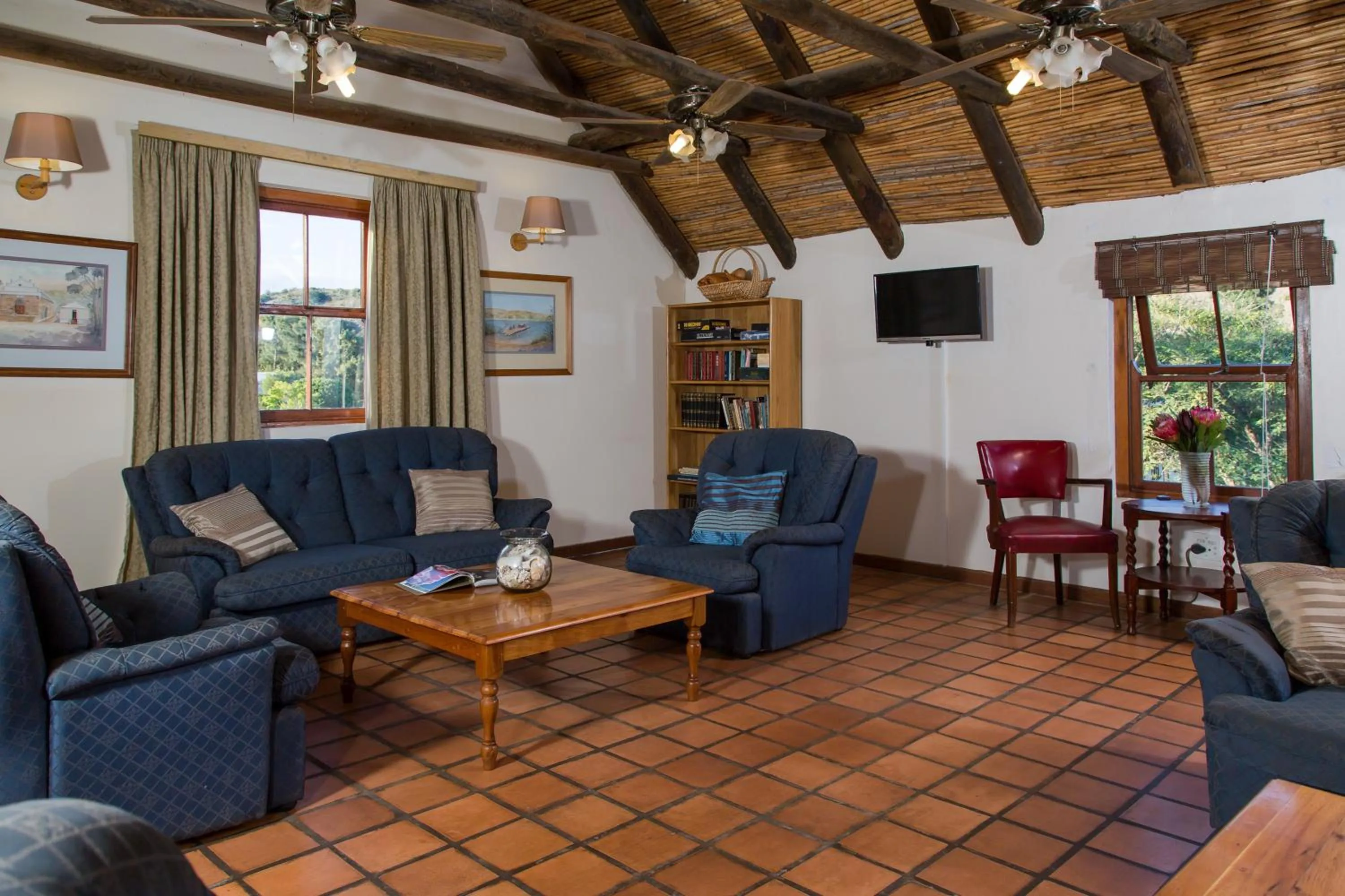 Lounge or bar in Malagas Hotel