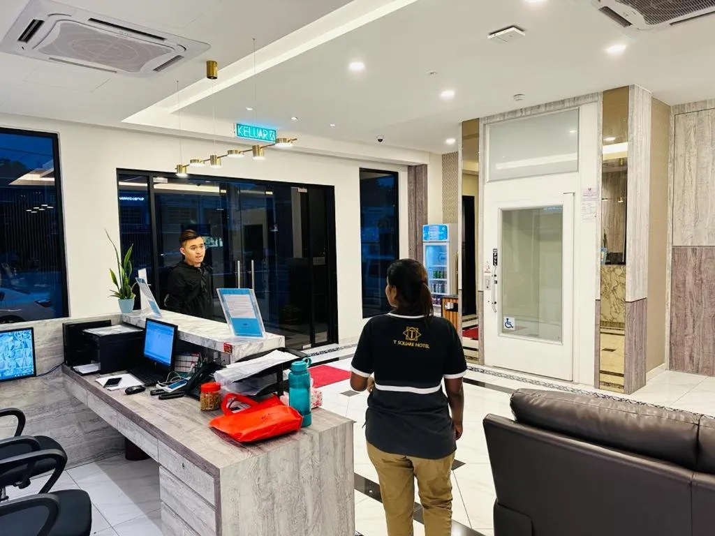 T SQUARE HOTEL (IPOH)