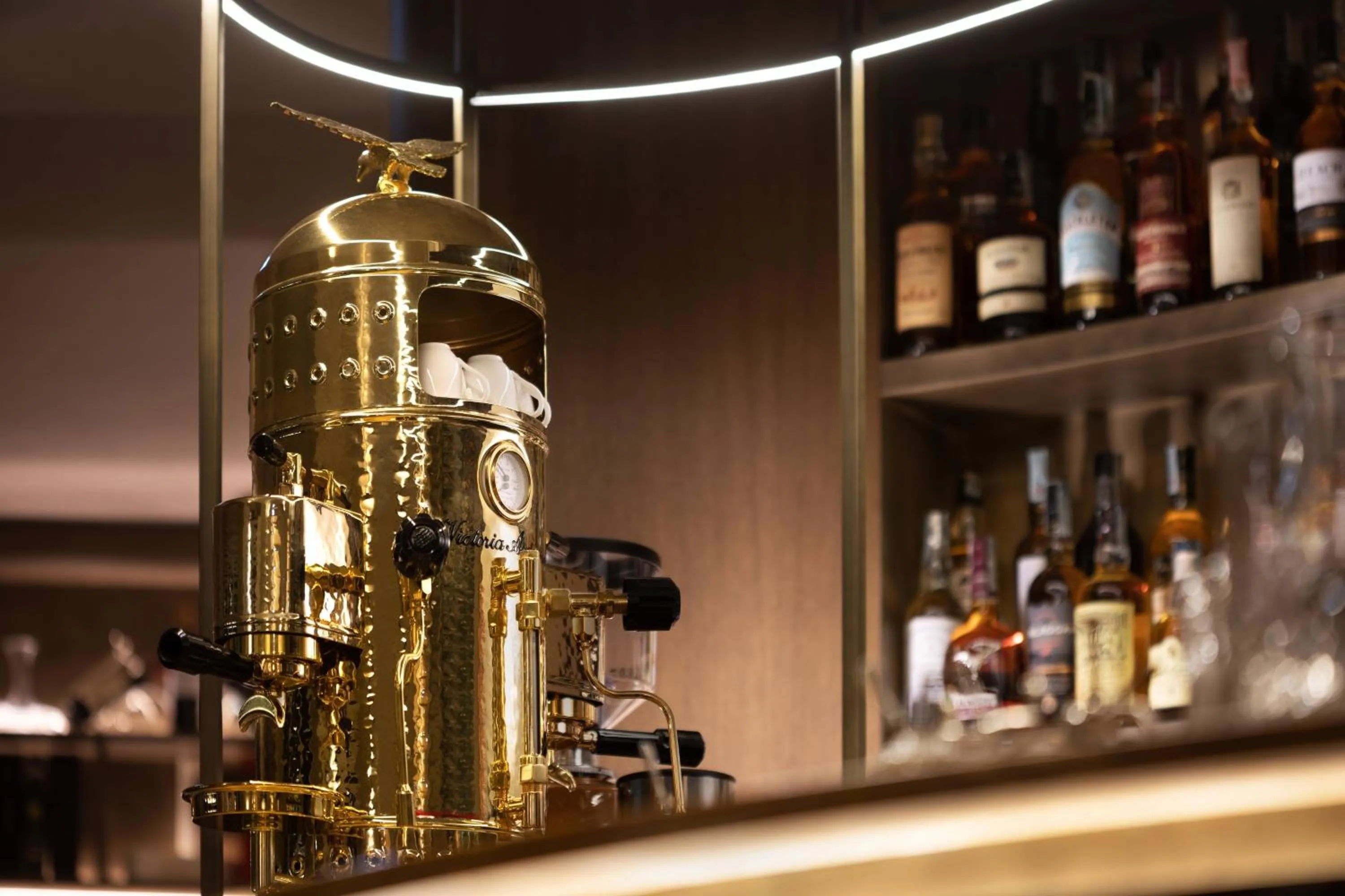 Lounge or bar in Grand Universe Lucca, Autograph Collection