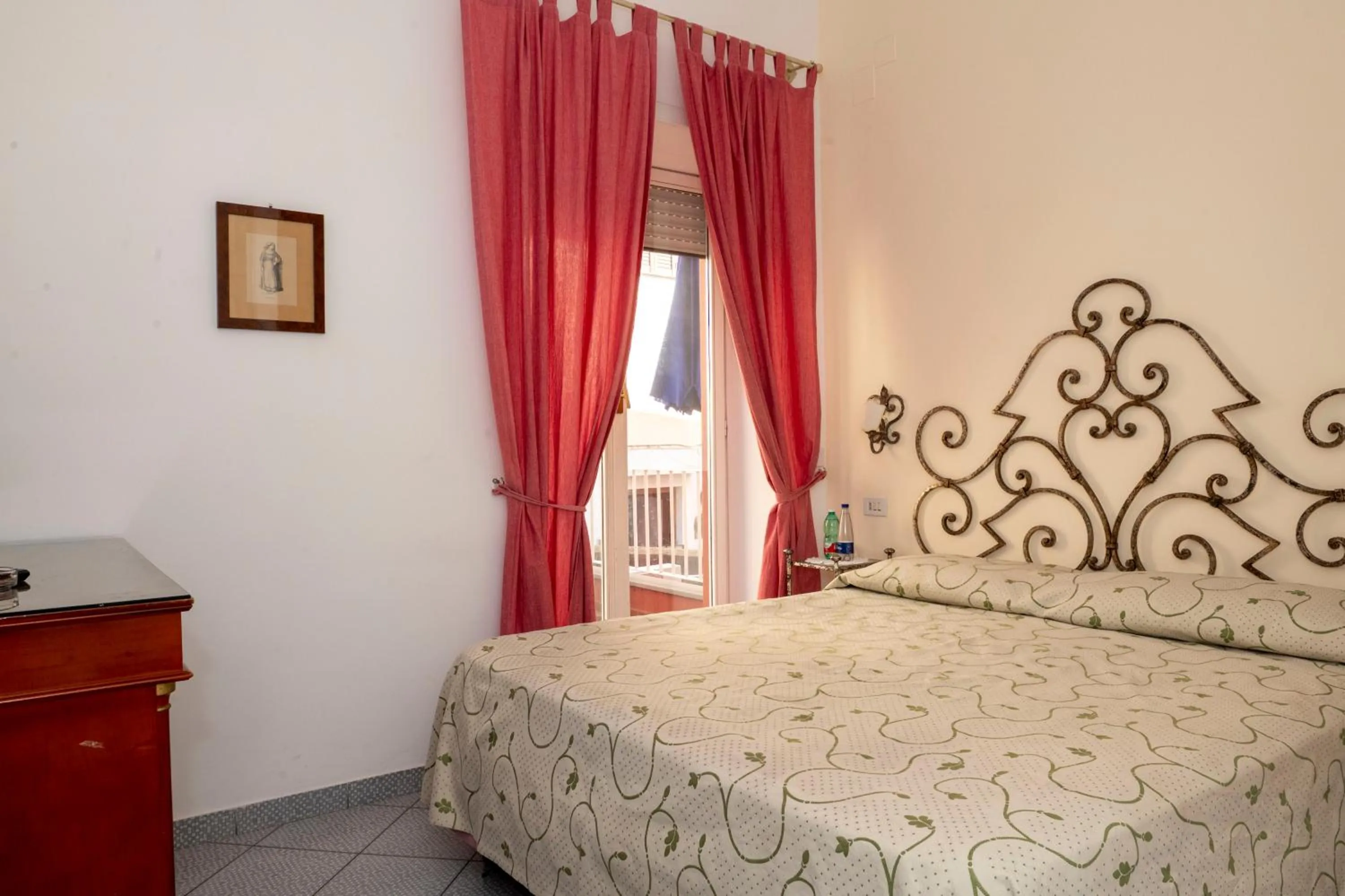 Bed in Palatium Mari