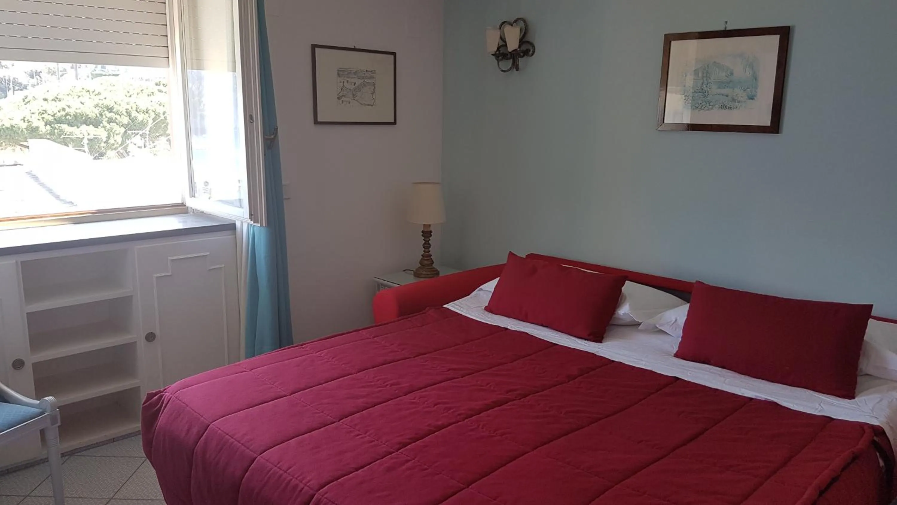 Bed in Palatium Mari