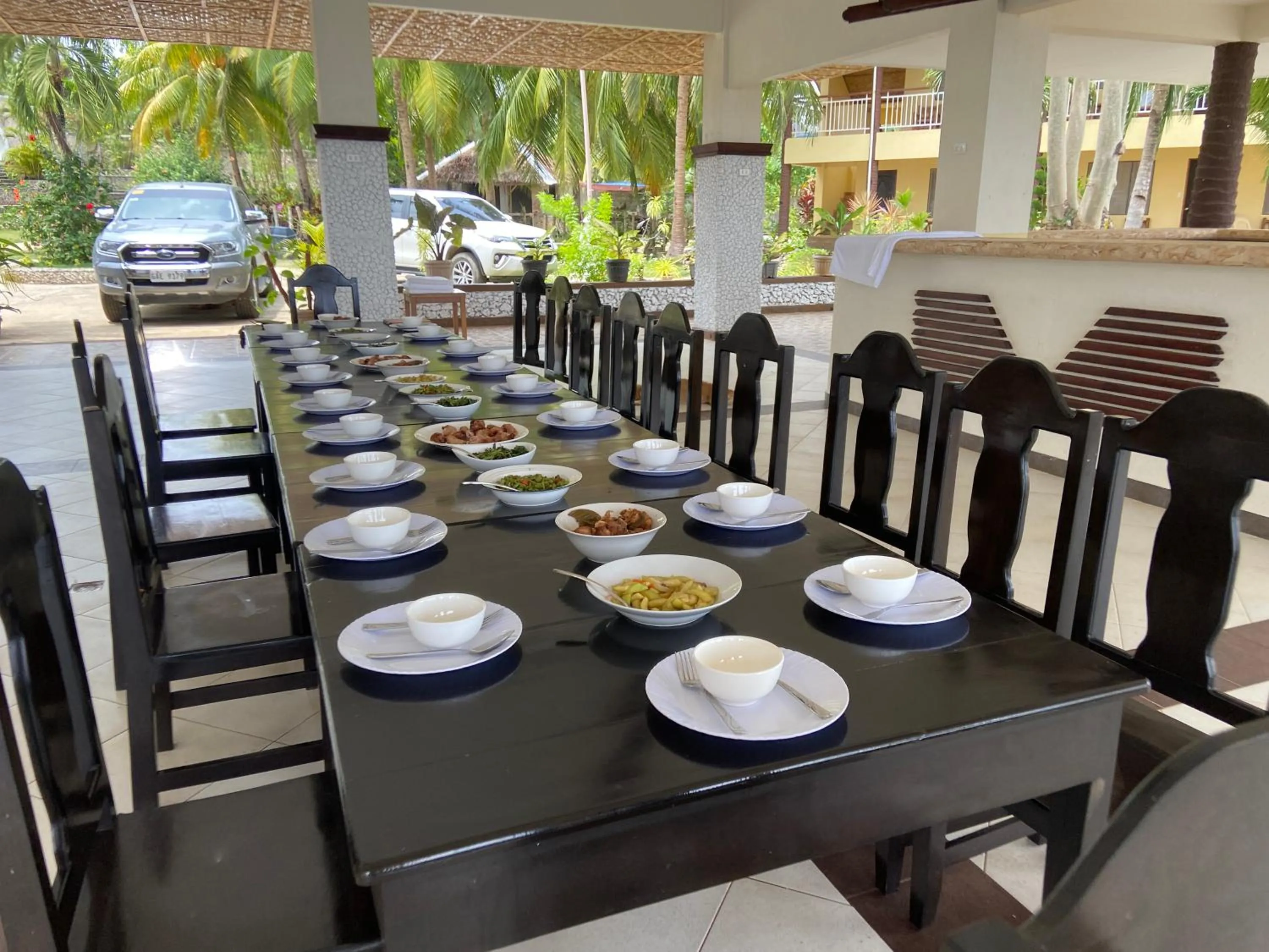 Restaurant/places to eat in Azure Camotes Resort Hotel