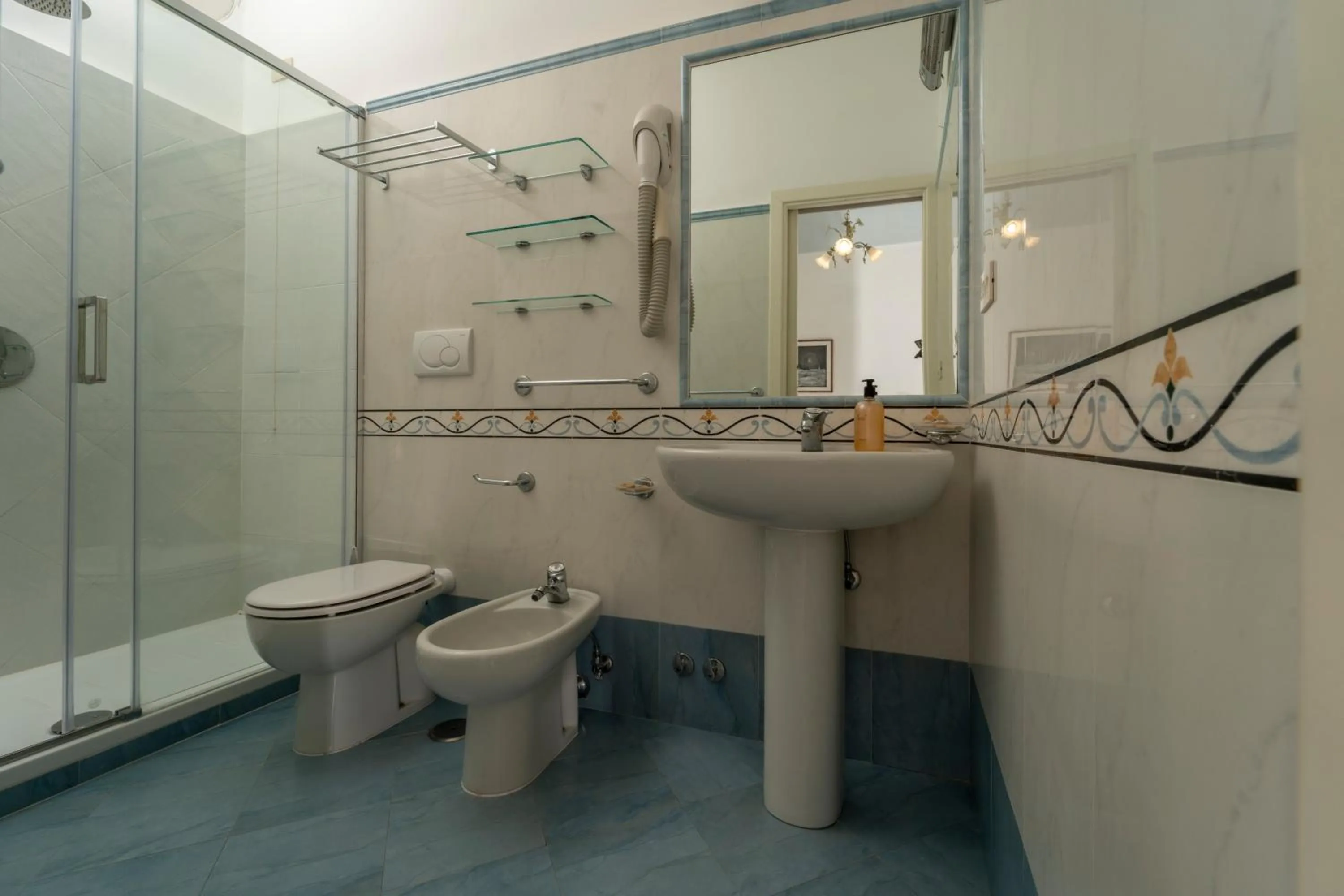 Bathroom in Hotel Bellavista