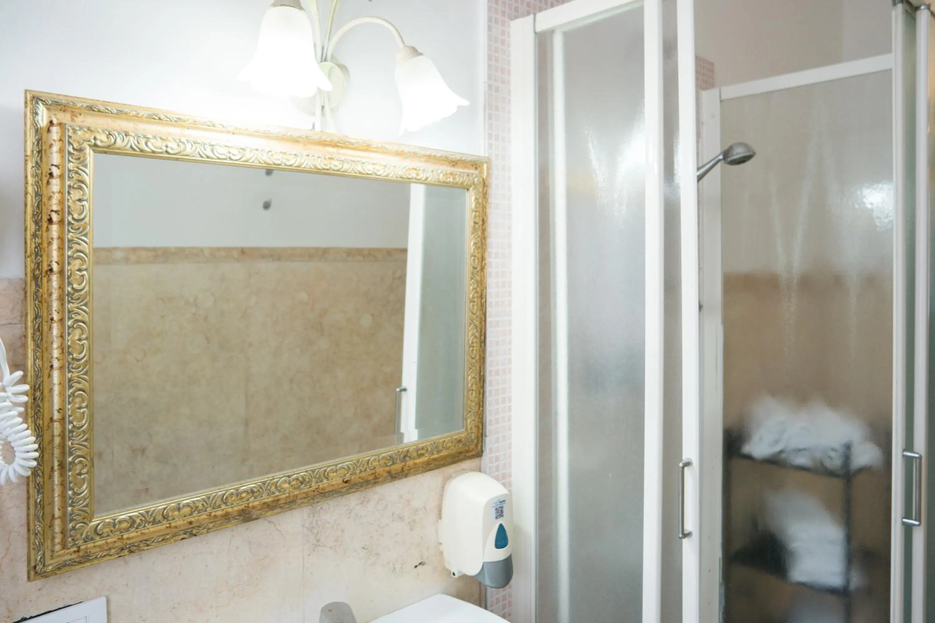 Bathroom in Corte Canal Venice