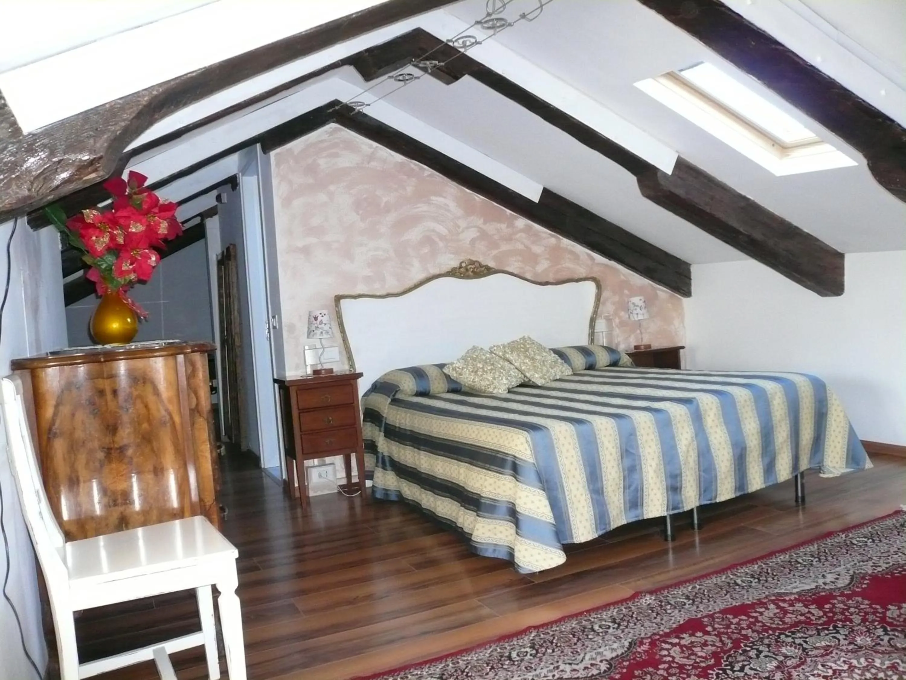 Bedroom, Bed in Corte Canal Venice