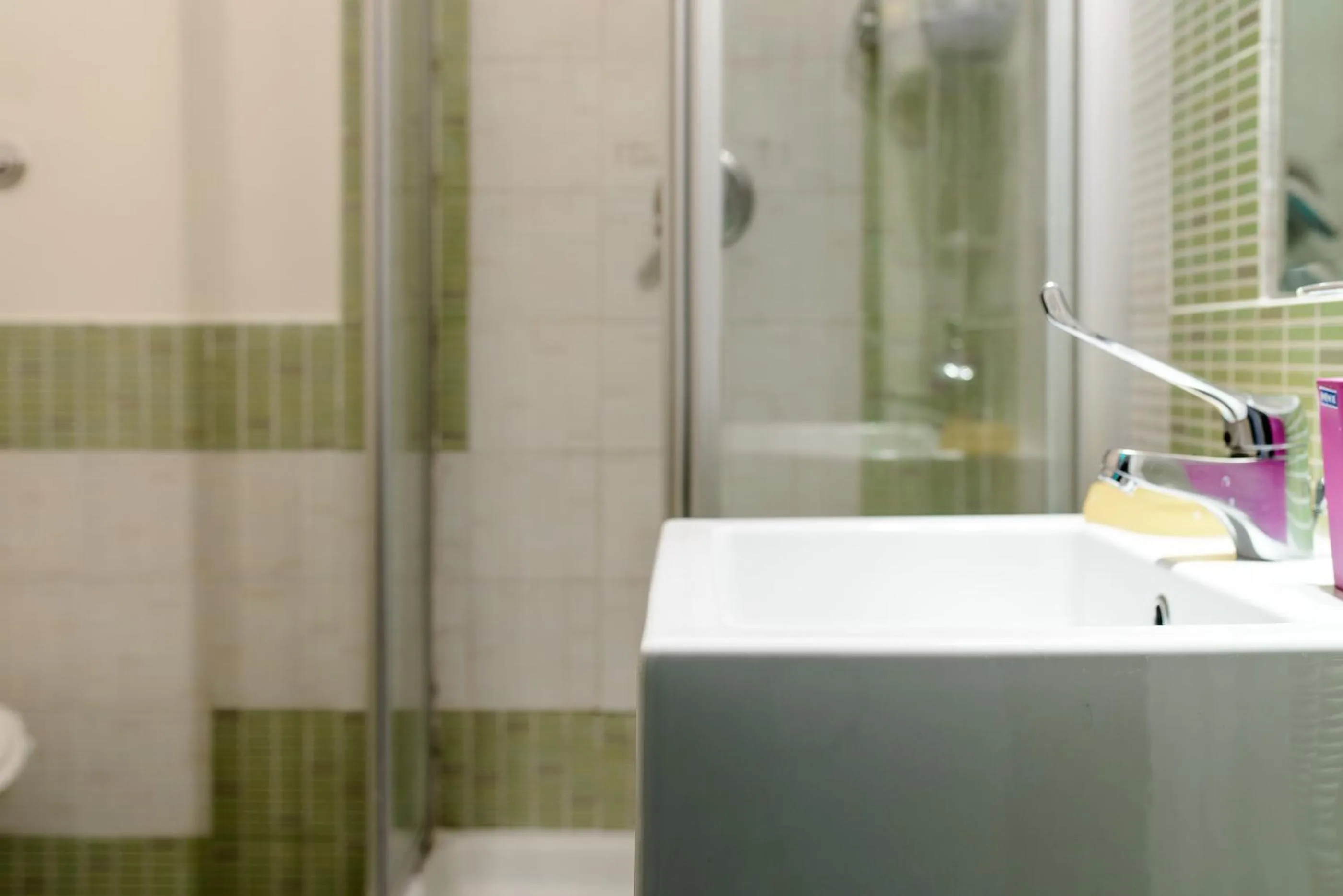 Bathroom in Hostel of the Sun