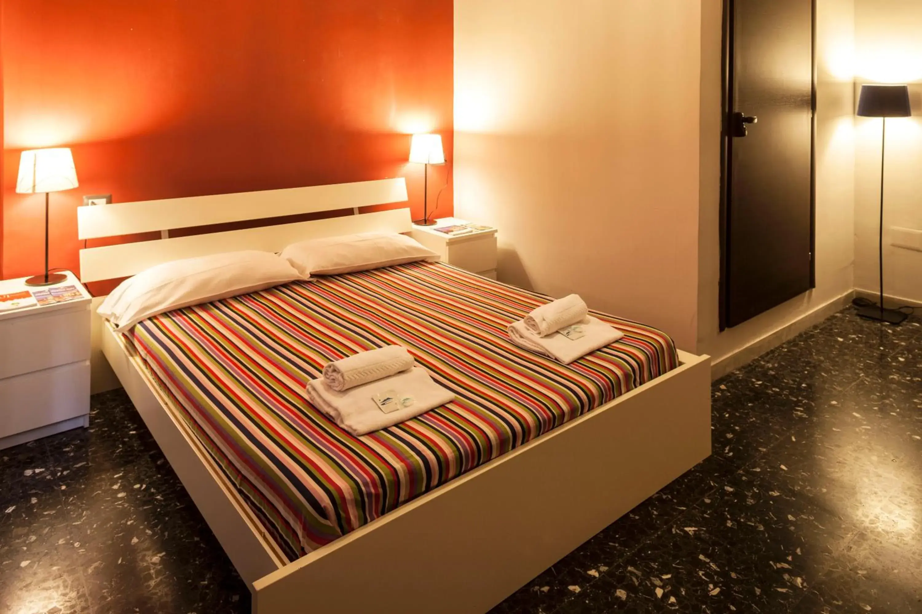 Quadruple Room with Private Bathroom in Hostel of the Sun Quadruple Room with Private Bathroom in Hostel of the Sun