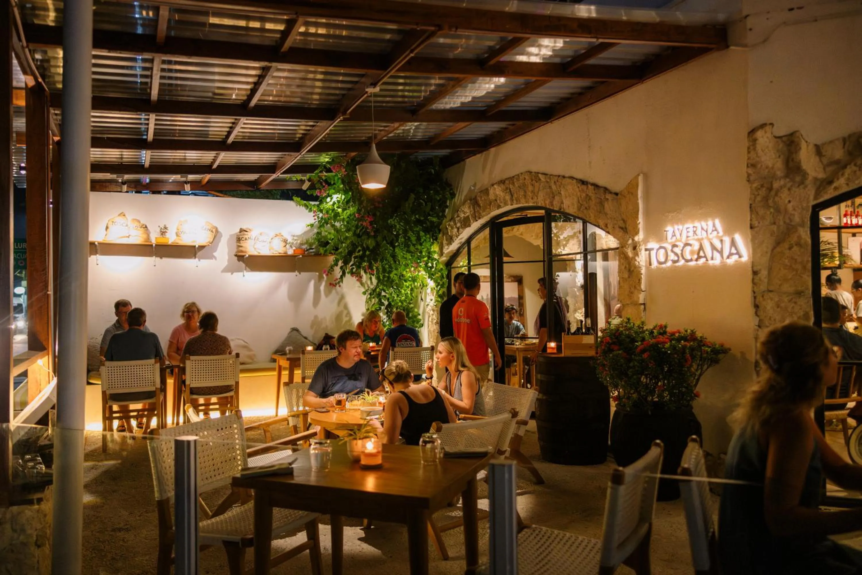 Restaurant/places to eat in Ion Bali Benoa