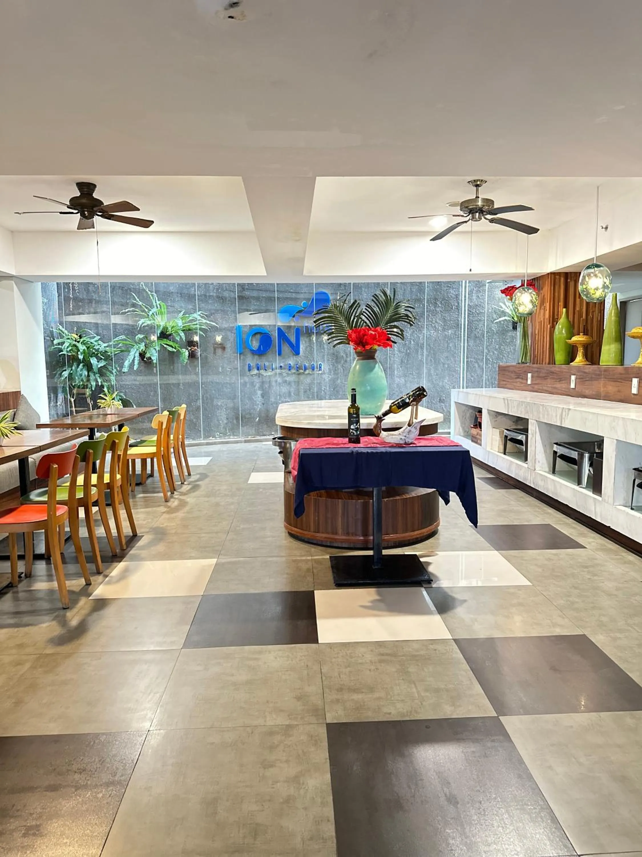 Restaurant/places to eat in Ion Bali Benoa