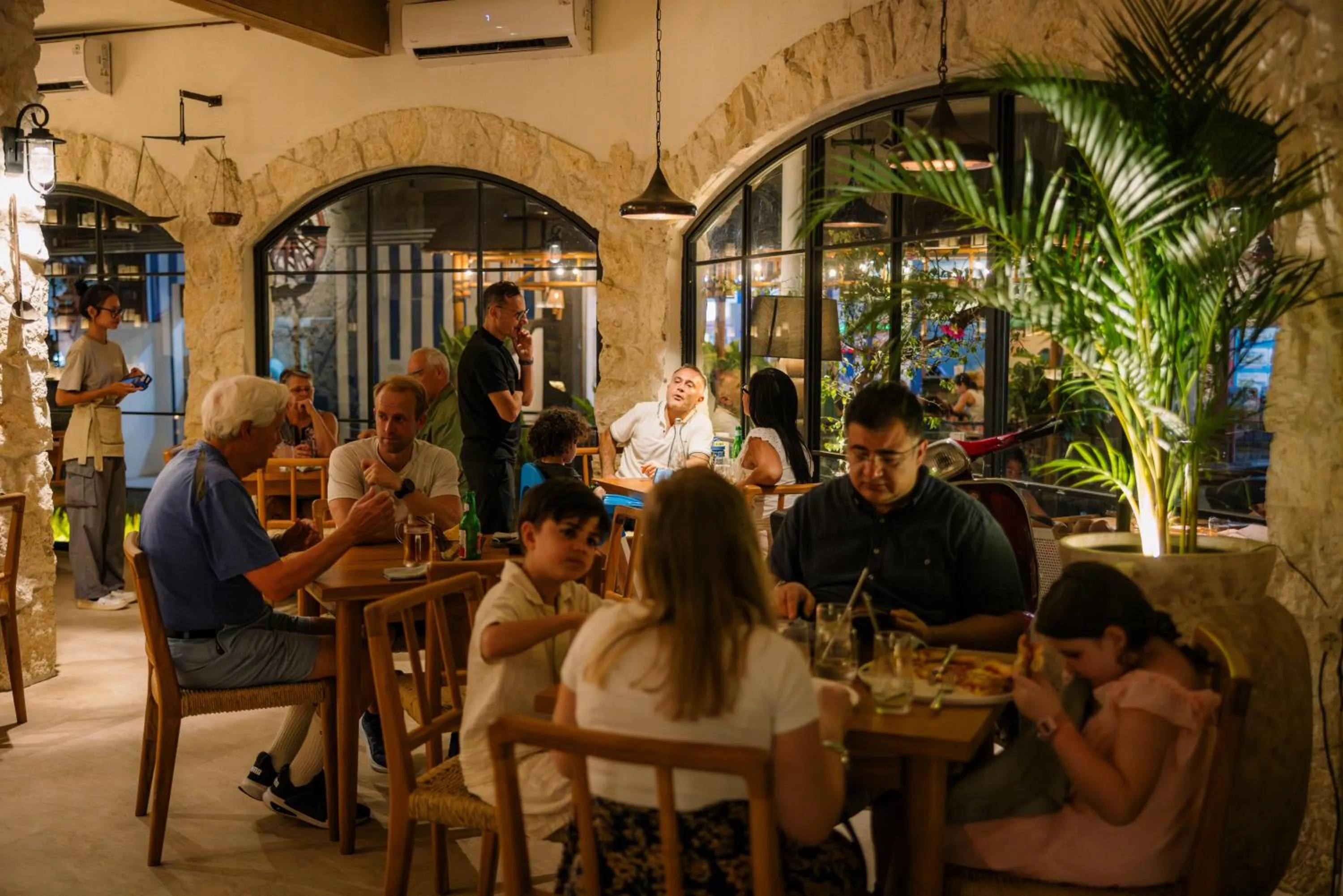 Restaurant/places to eat in Ion Bali Benoa