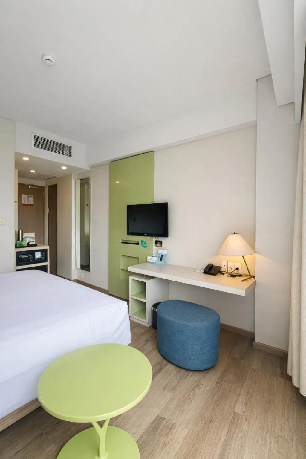 Bedroom, Bed in Ion Bali Benoa