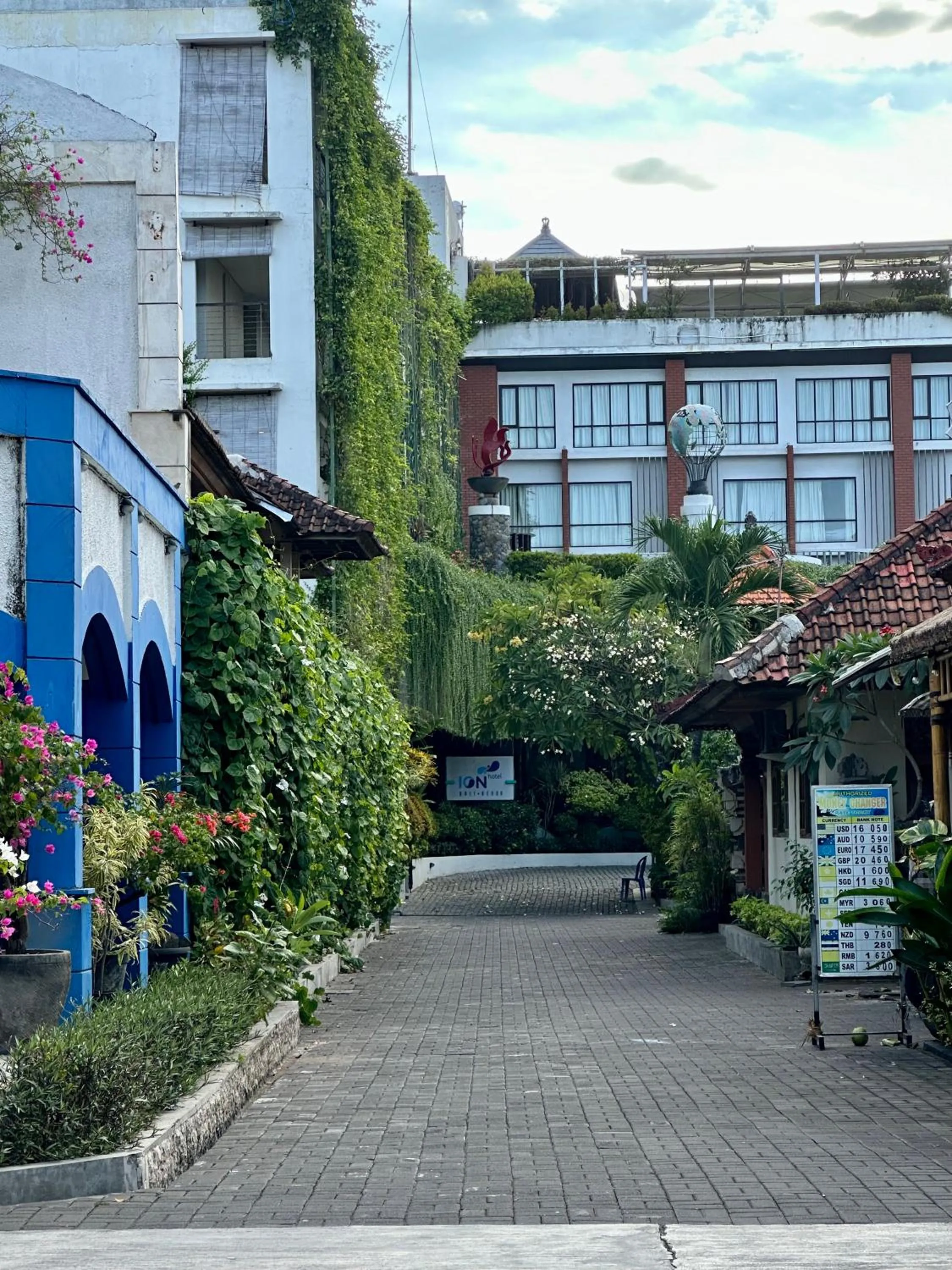 Property building in Ion Bali Benoa