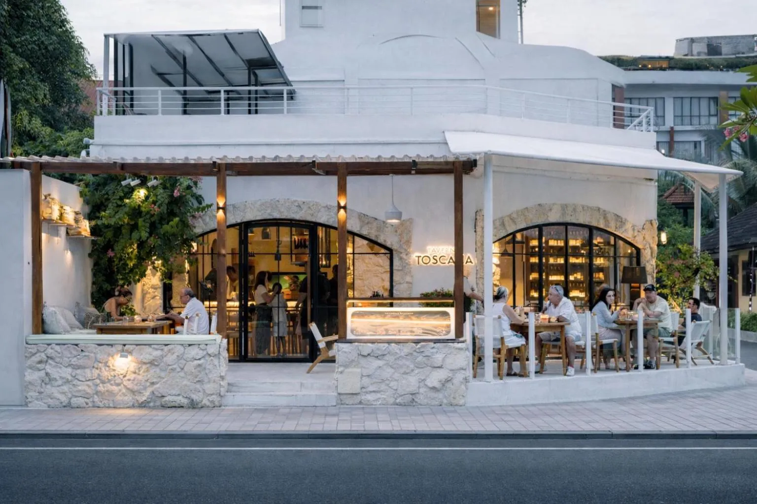 Restaurant/places to eat in Ion Bali Benoa