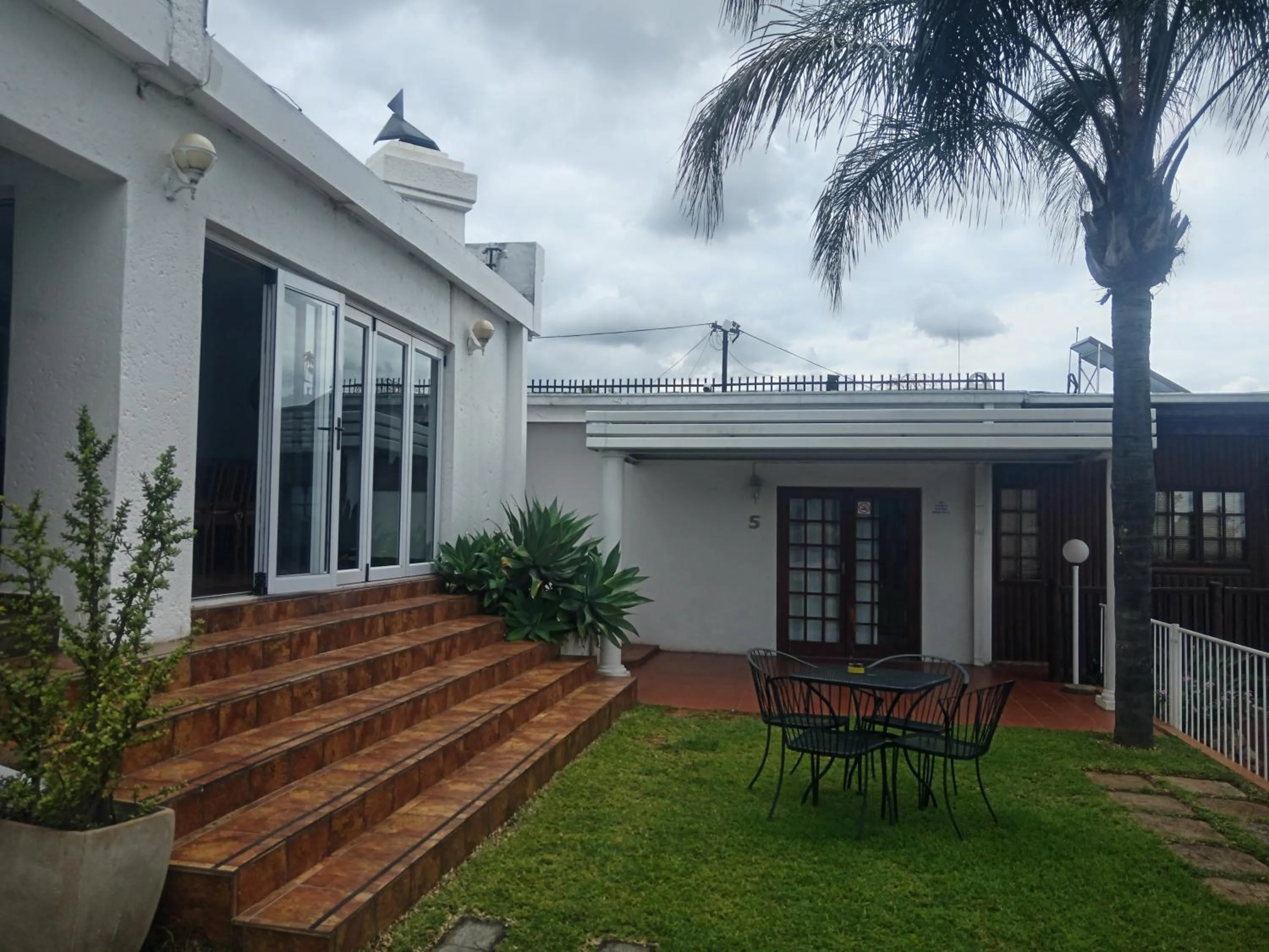 Palm View Guest House