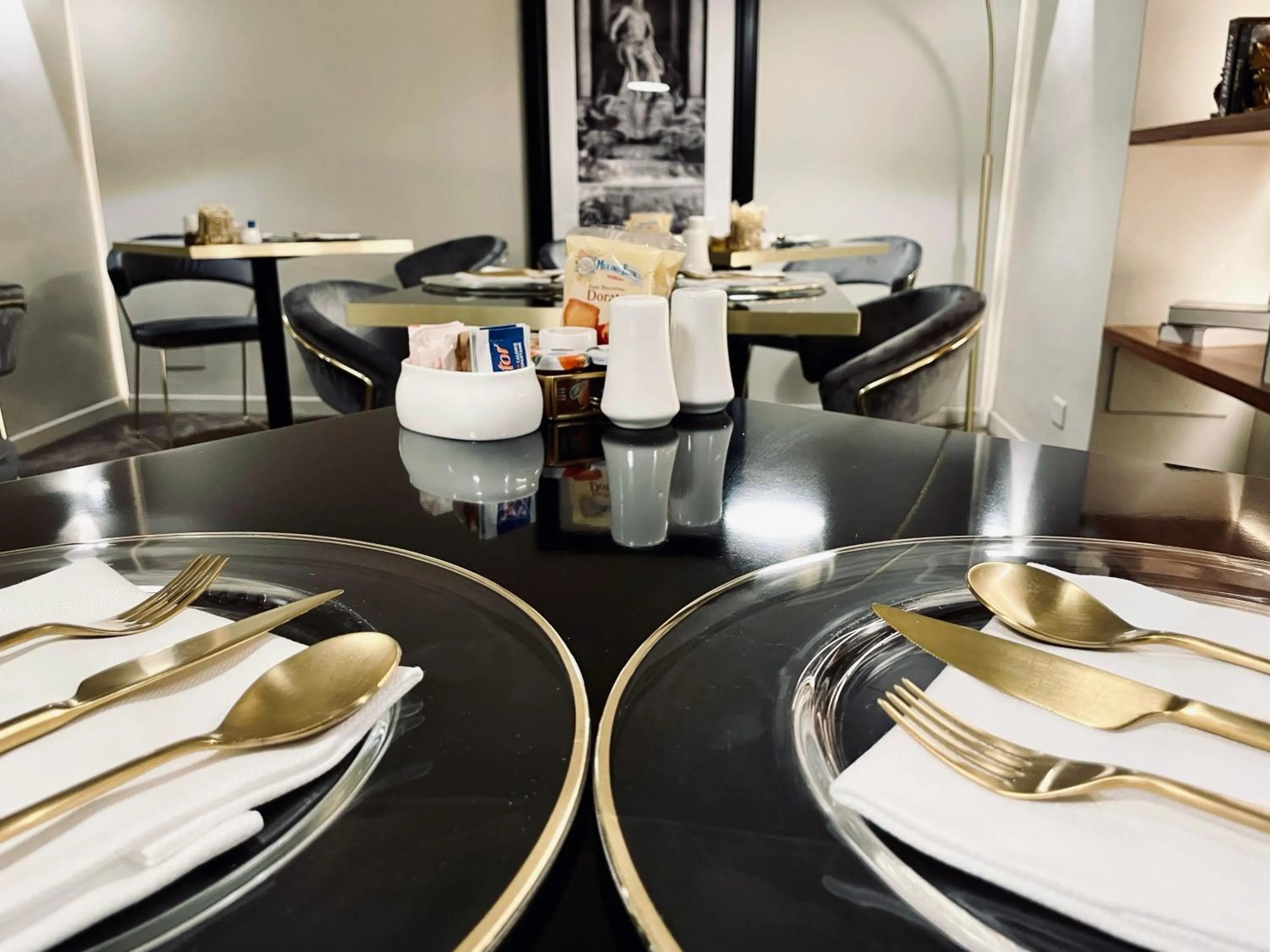 Breakfast in Antico Albergo del Sole al Pantheon