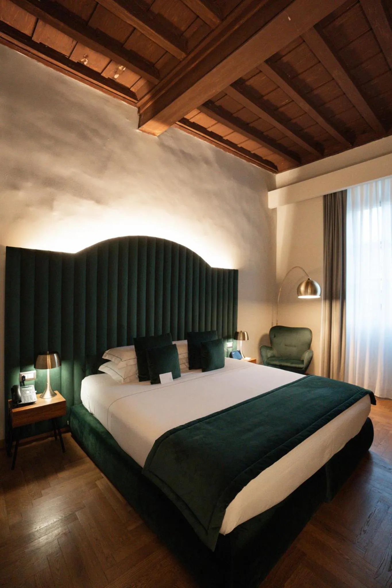 Bedroom, Bed in Antico Albergo del Sole al Pantheon