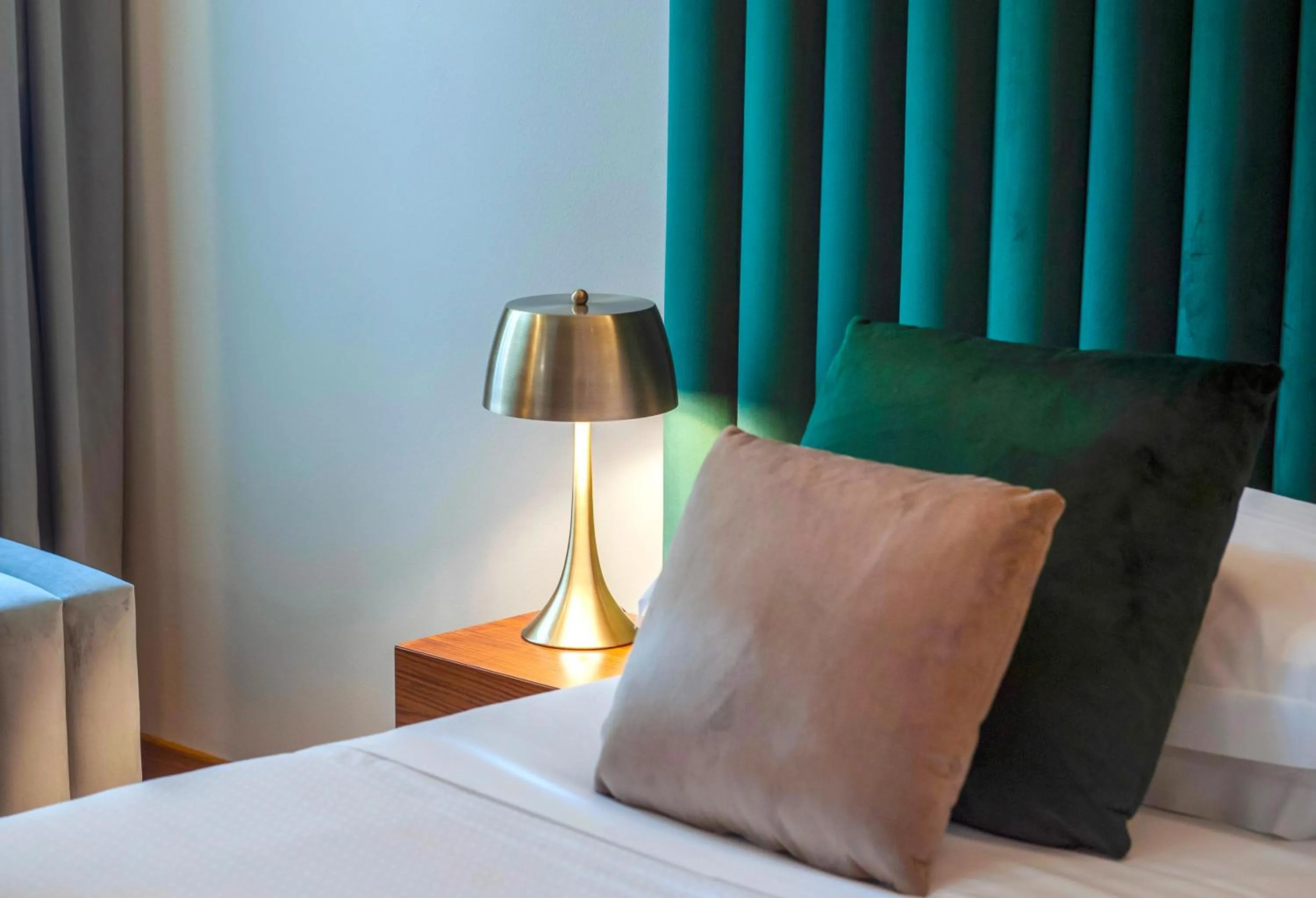 Bed in Antico Albergo del Sole al Pantheon