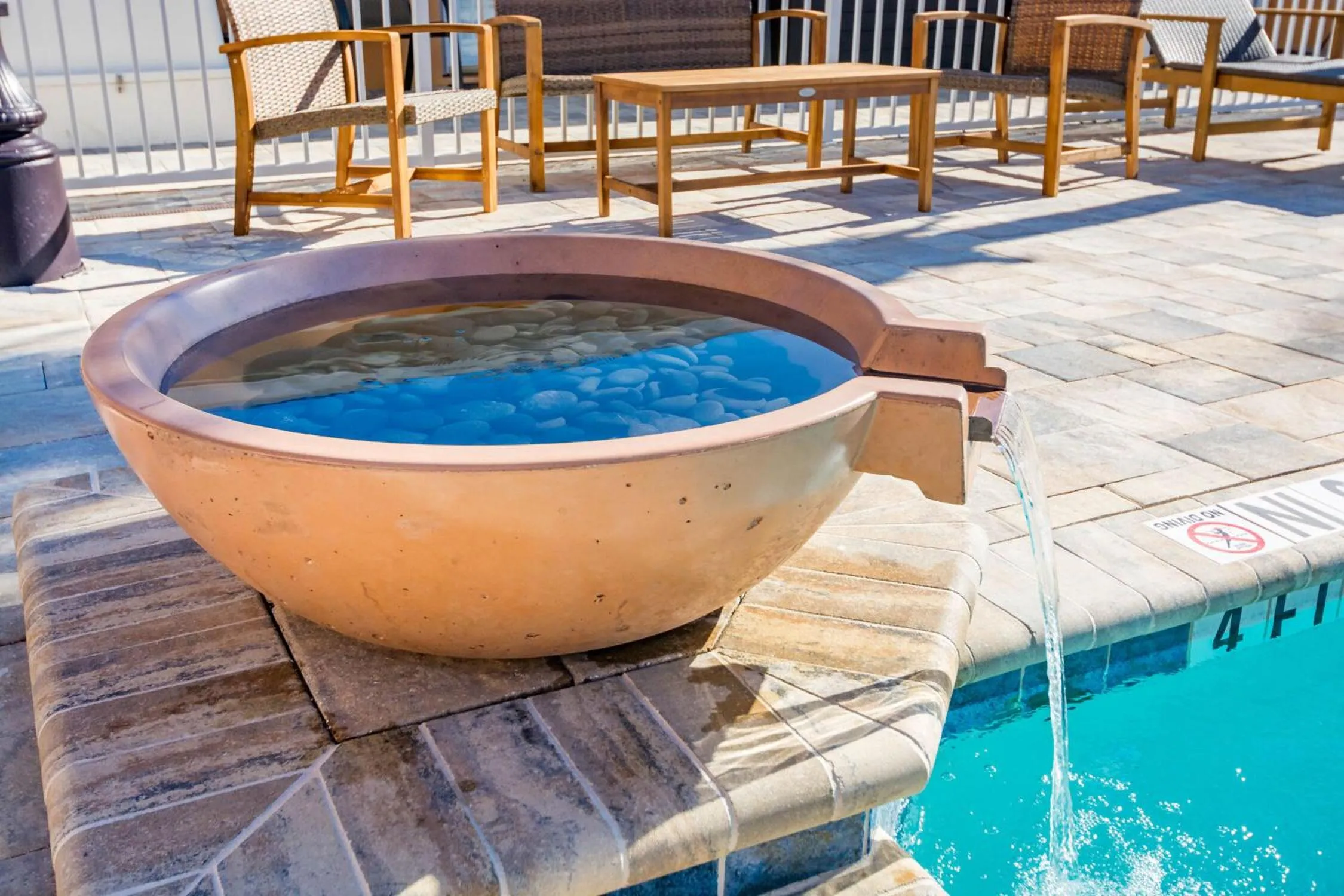 Swimming pool in Upham Beach Inn