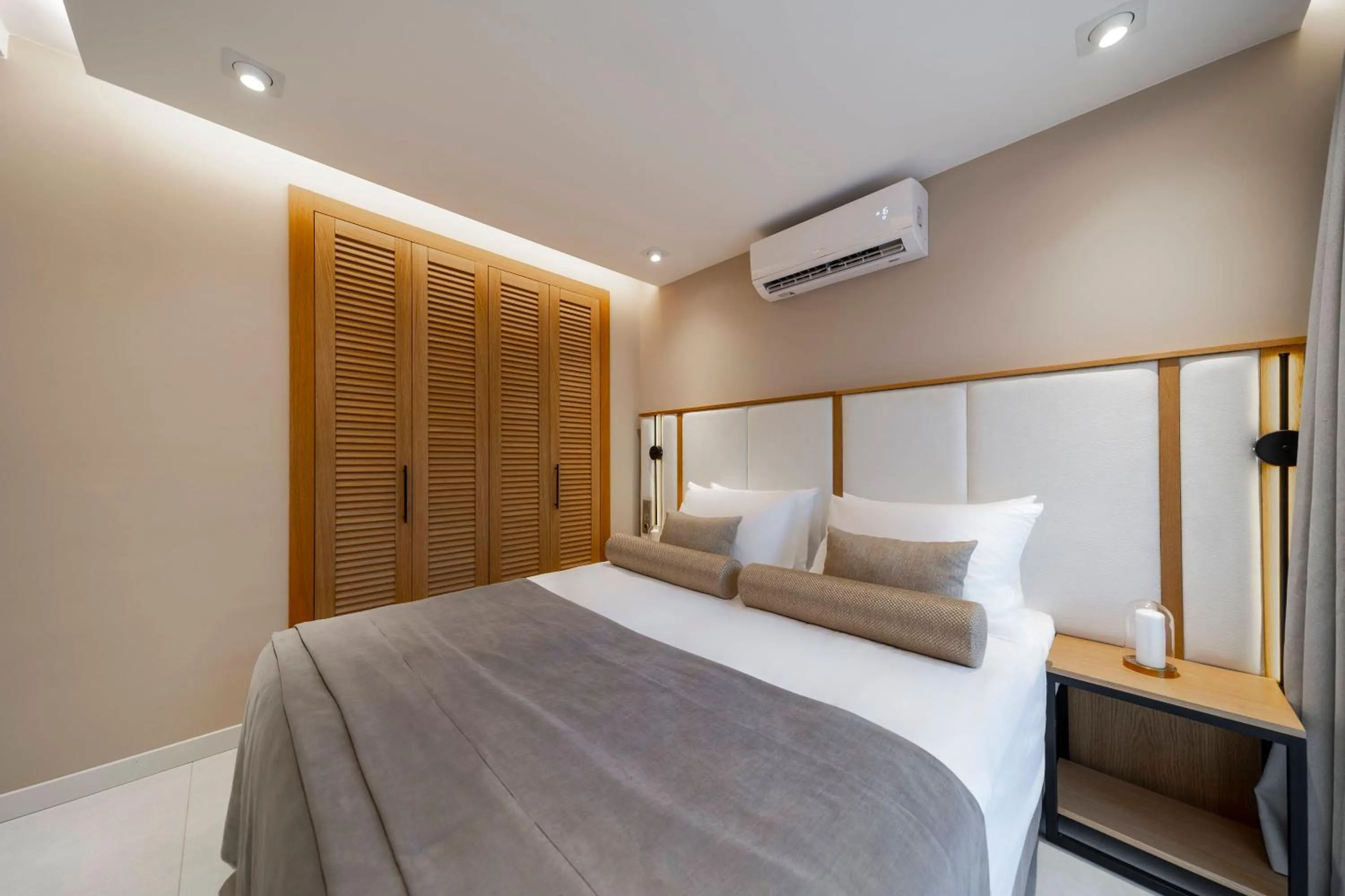 Bed in Helis Premium Suites Bodrum