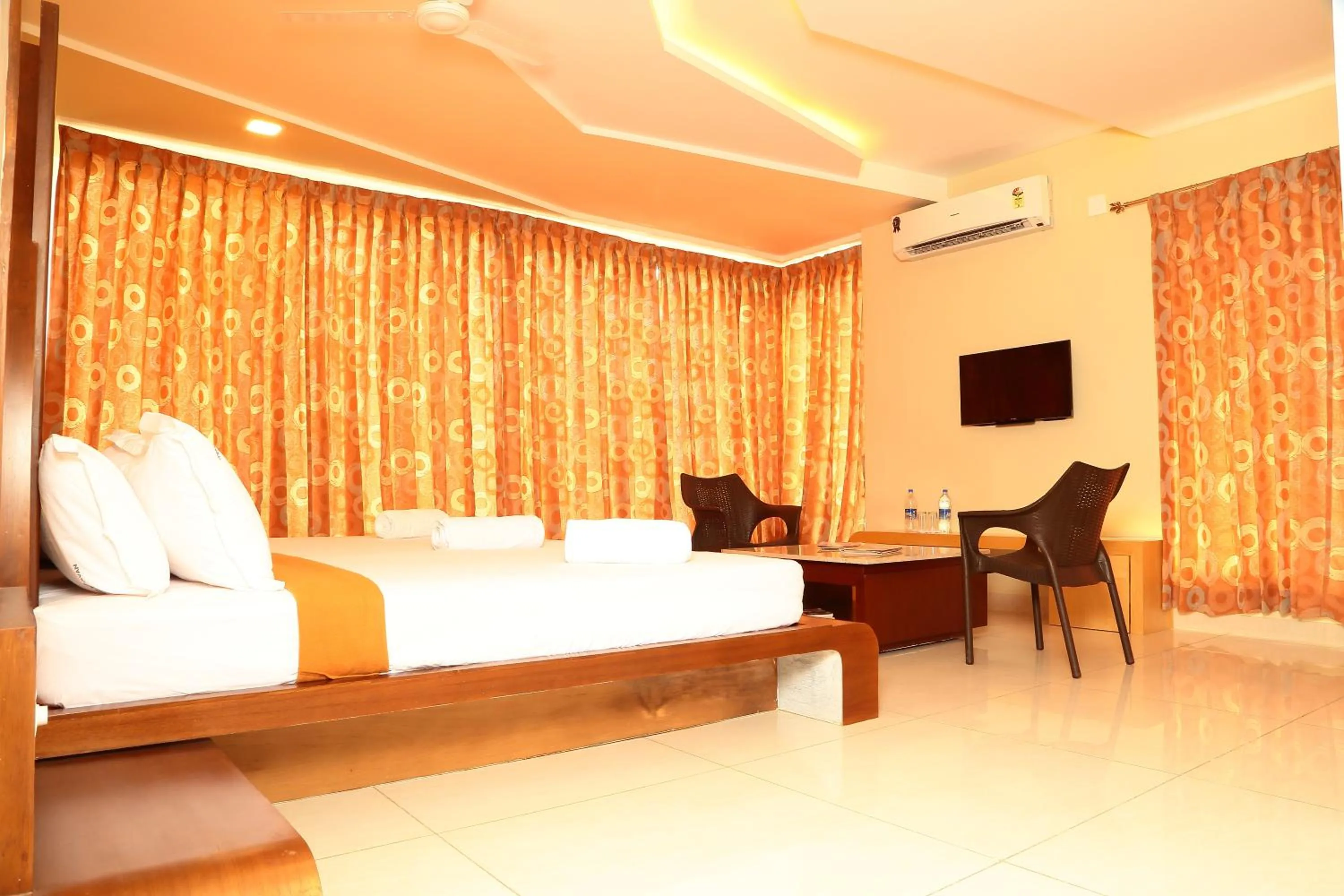 Bed in Annai in Saravana Bhavan Fine stay and Restaurant