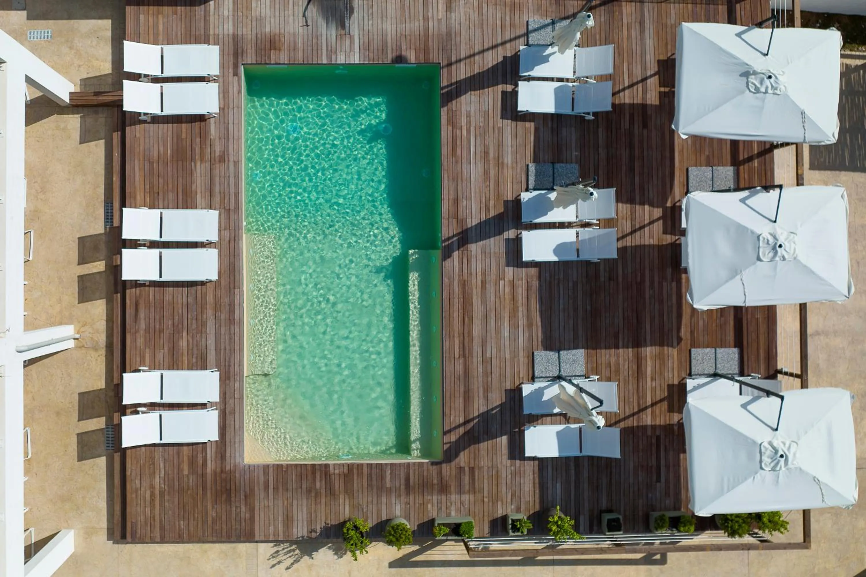 Floor plan in Mercury Beach Hotel