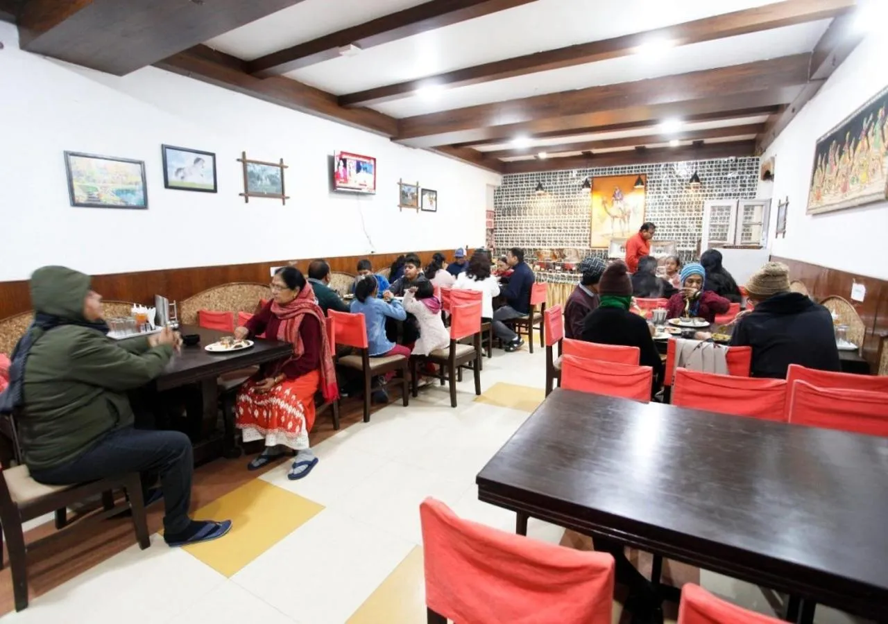 Restaurant/places to eat in Hotel Aroma Nainital In house parking