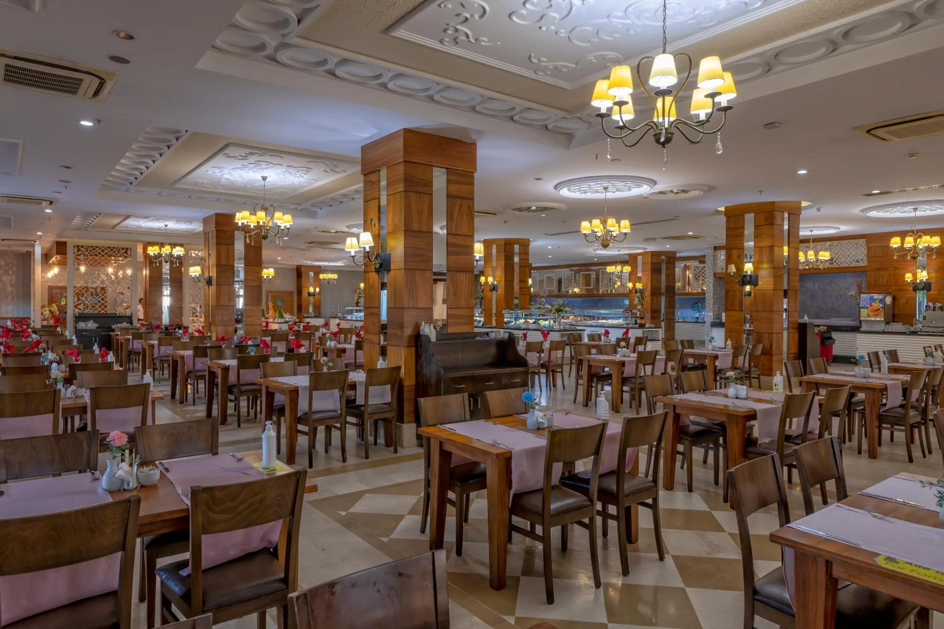 Restaurant/places to eat in LRS Hotels Lake River Side Hotel & Spa - Ultra All Inclusive