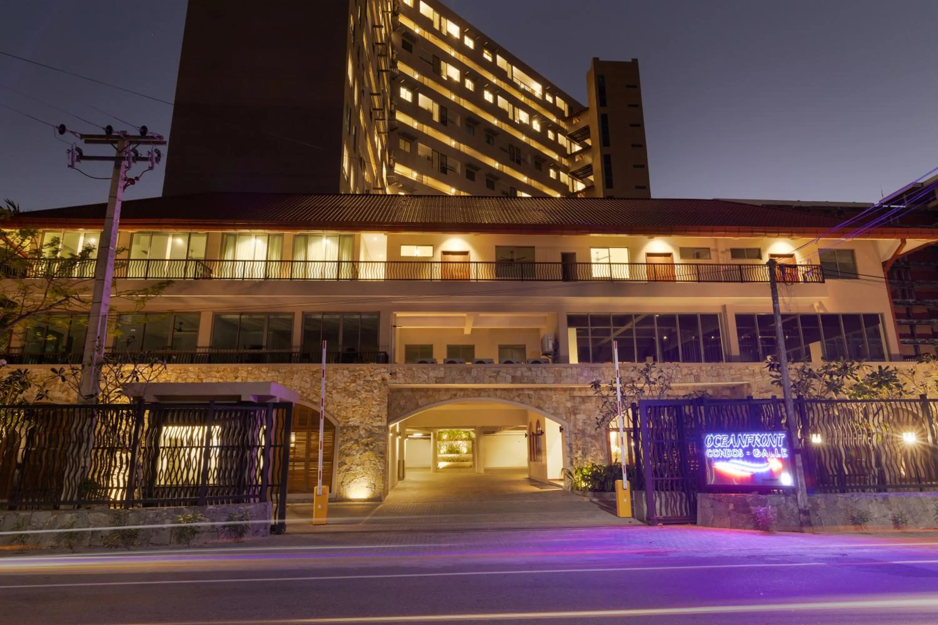 Facade/entrance in Oceanfront Galle by ICC
