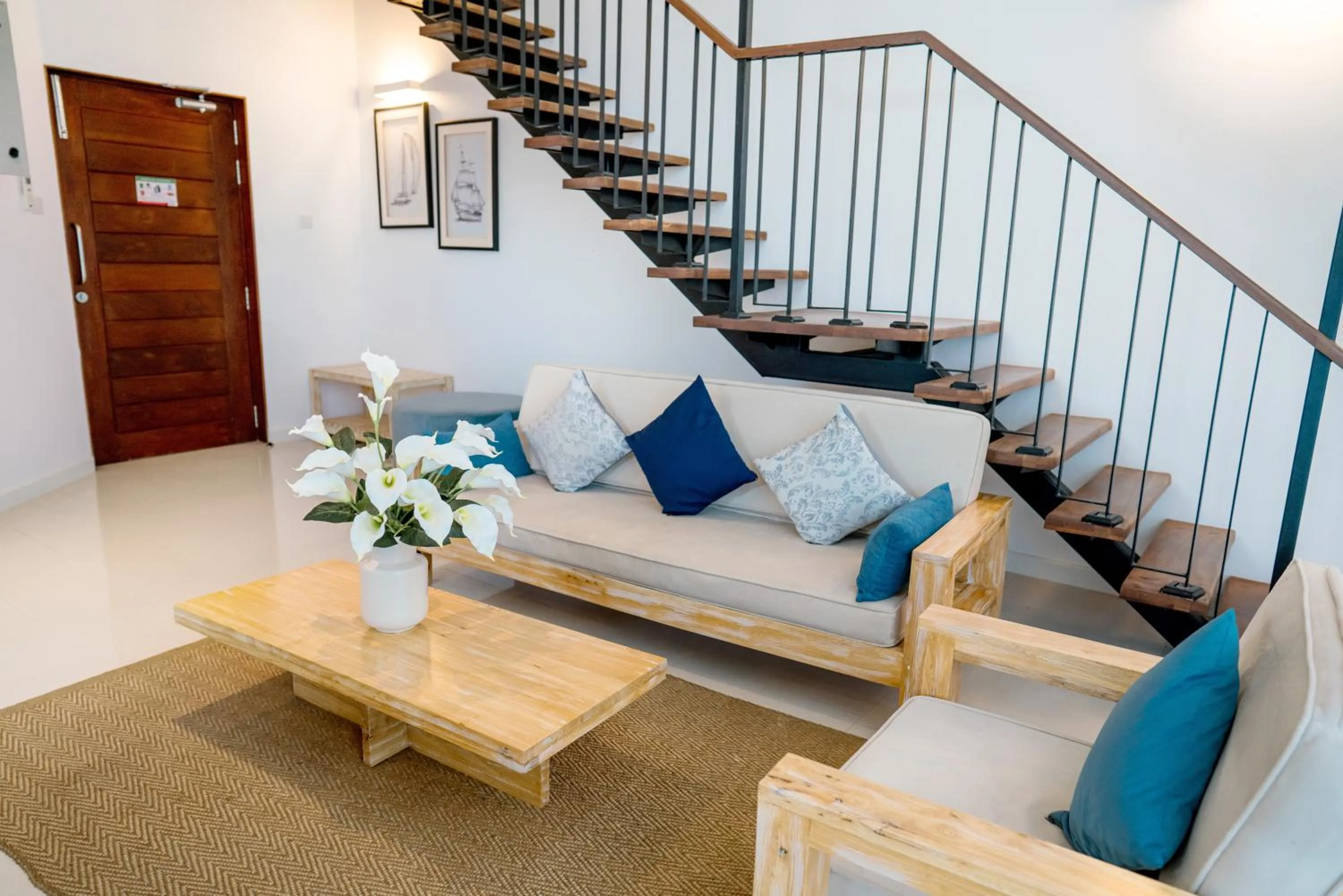 Living room in Oceanfront Galle by ICC