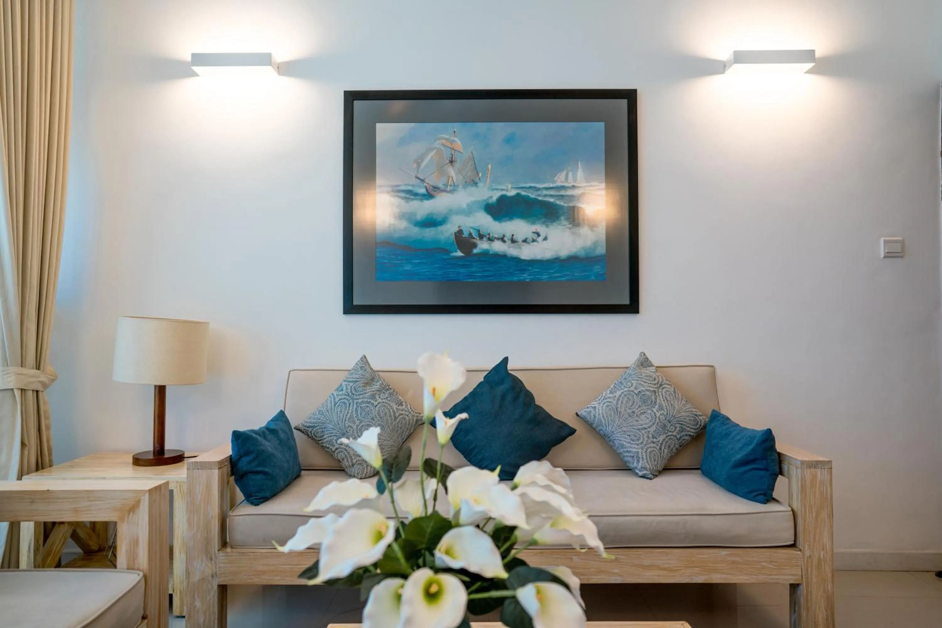 Living room in Oceanfront Galle by ICC