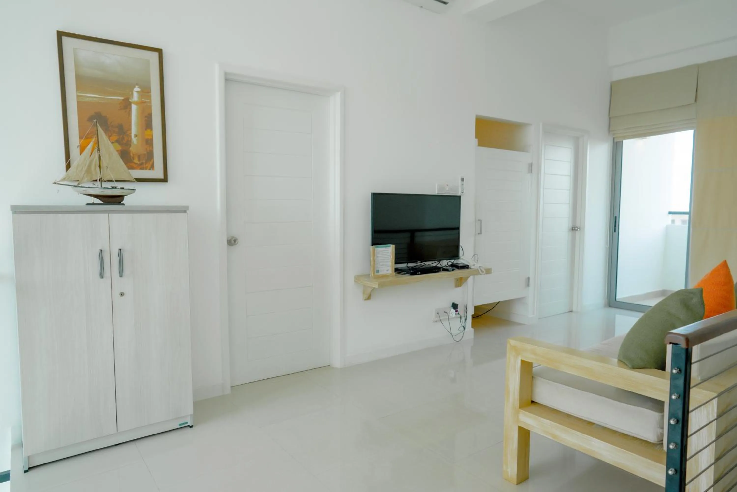 TV and multimedia in Oceanfront Galle by ICC