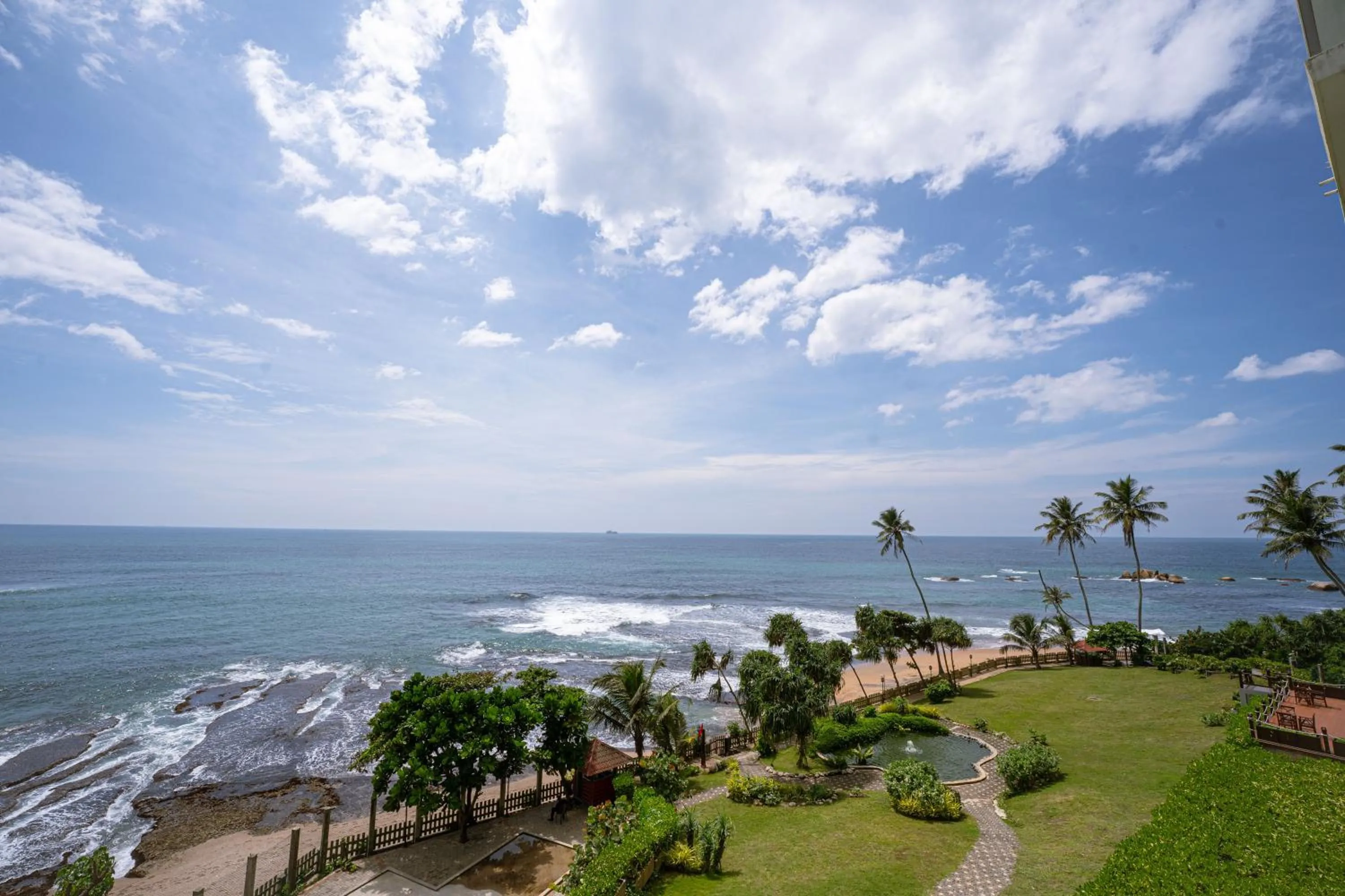 Sea view in Oceanfront Galle by ICC