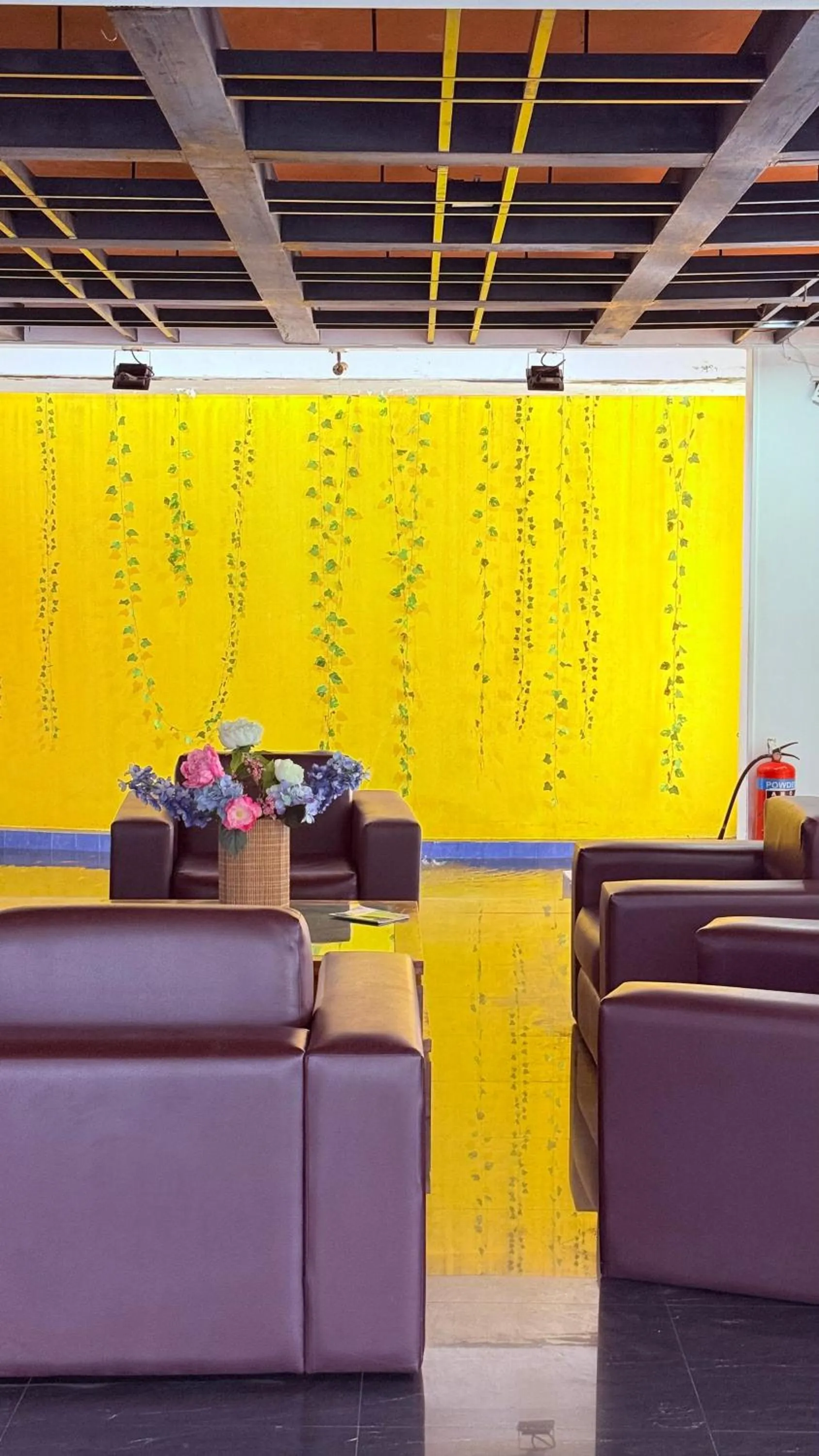 Lobby or reception in Subhas Tourist Hotel