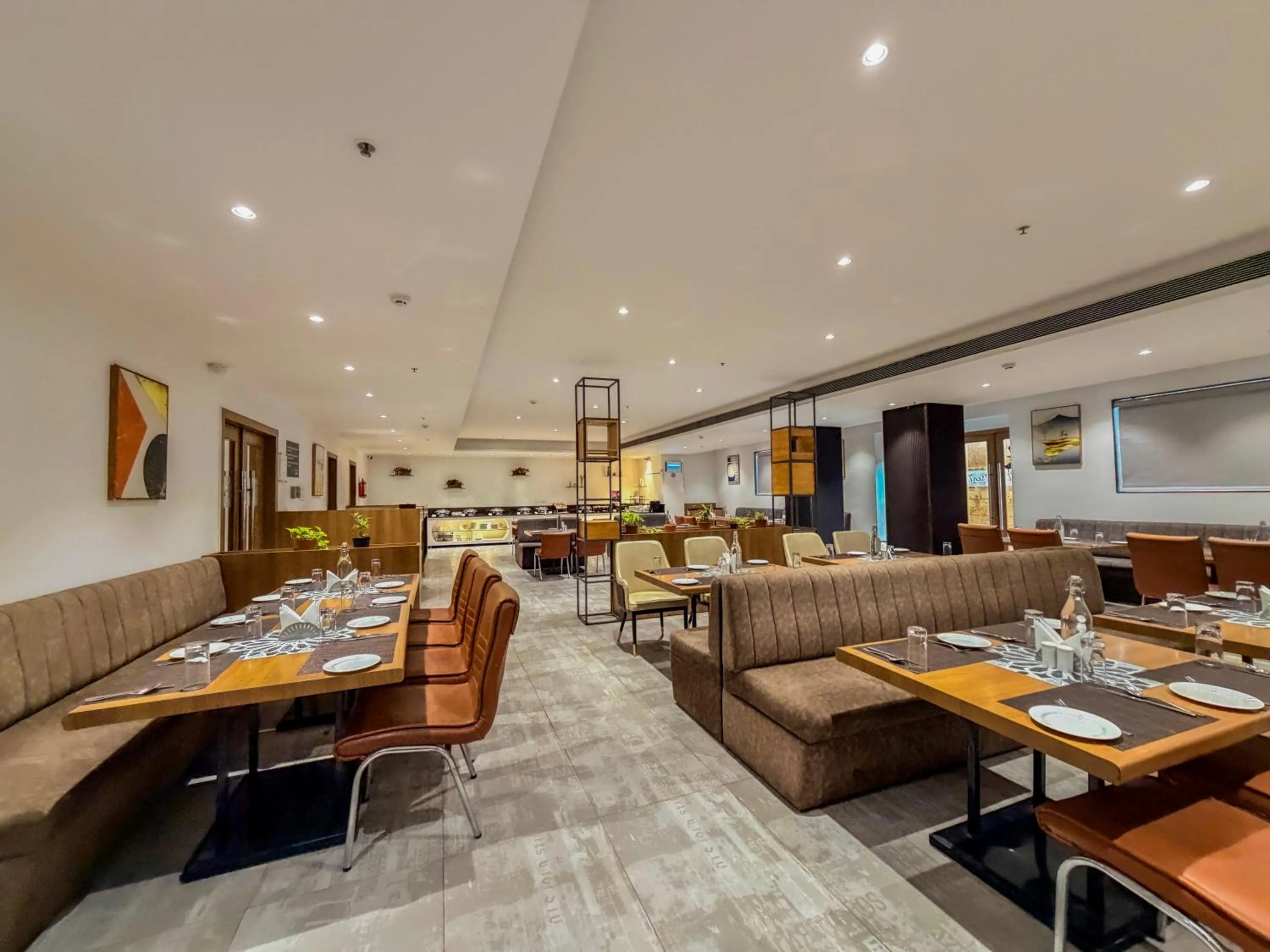 Restaurant/places to eat in Zip By Spree Hotels Chakan, Pune