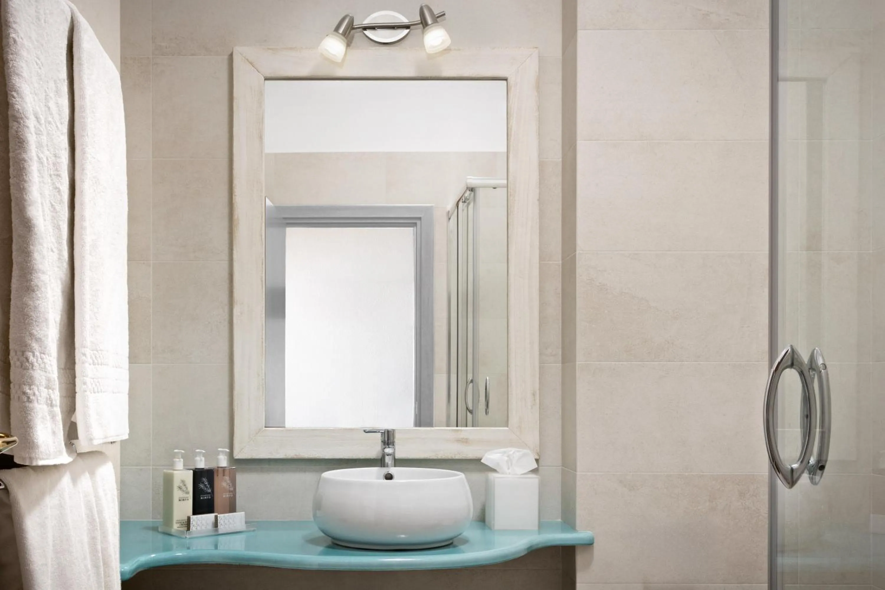 Gabbiano Azzurro Hotel & Suites