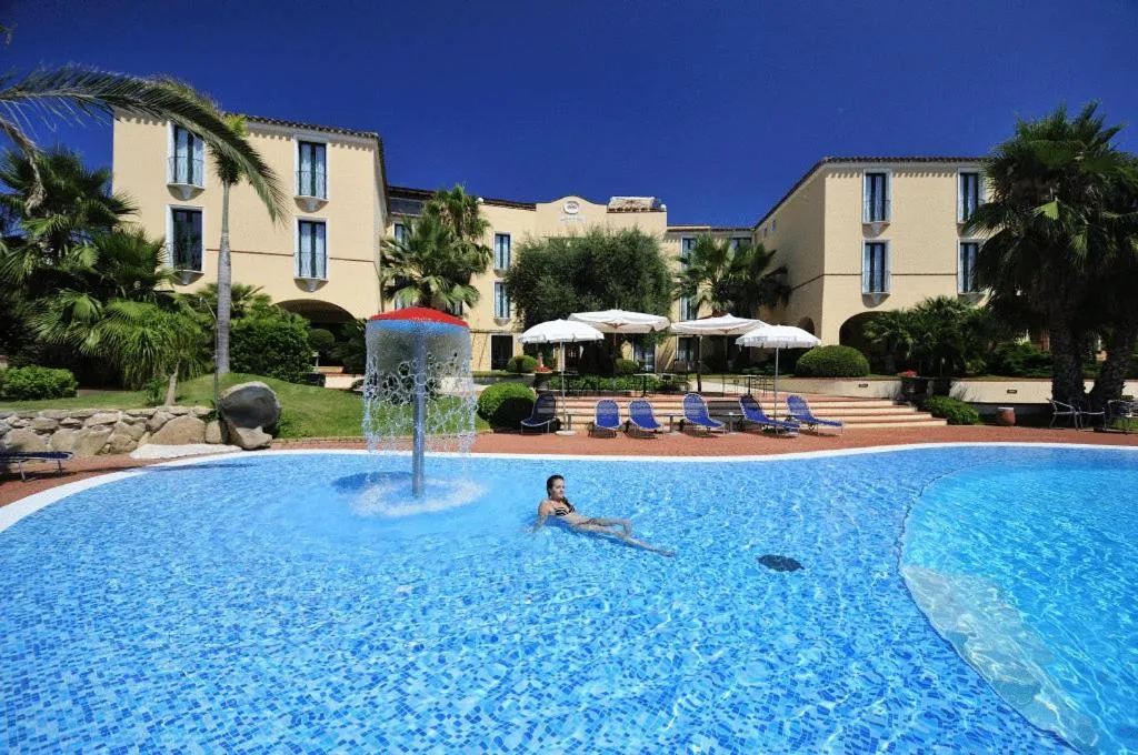 Facade/entrance in Hotel Arbatasar