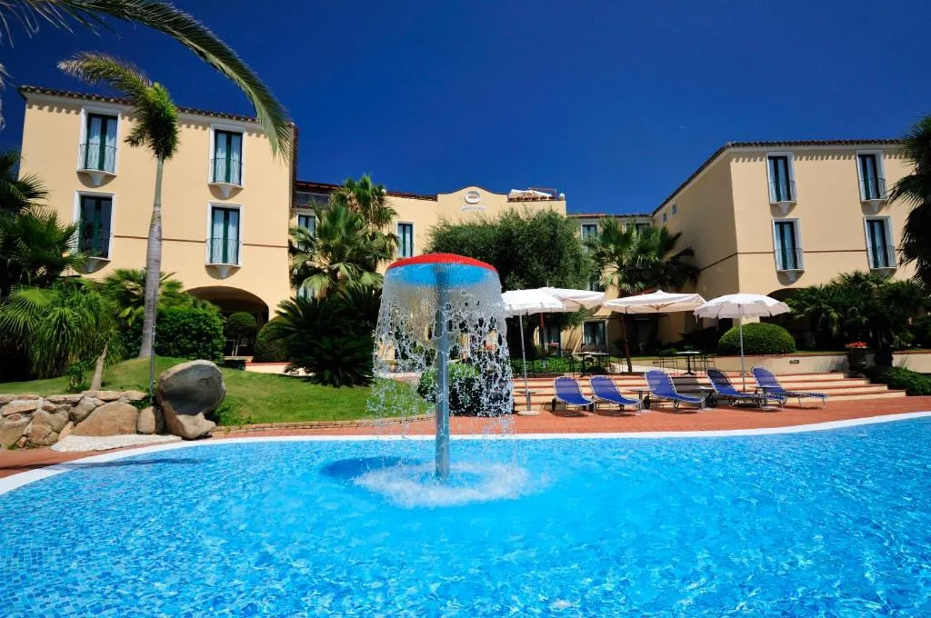 Facade/entrance in Hotel Arbatasar