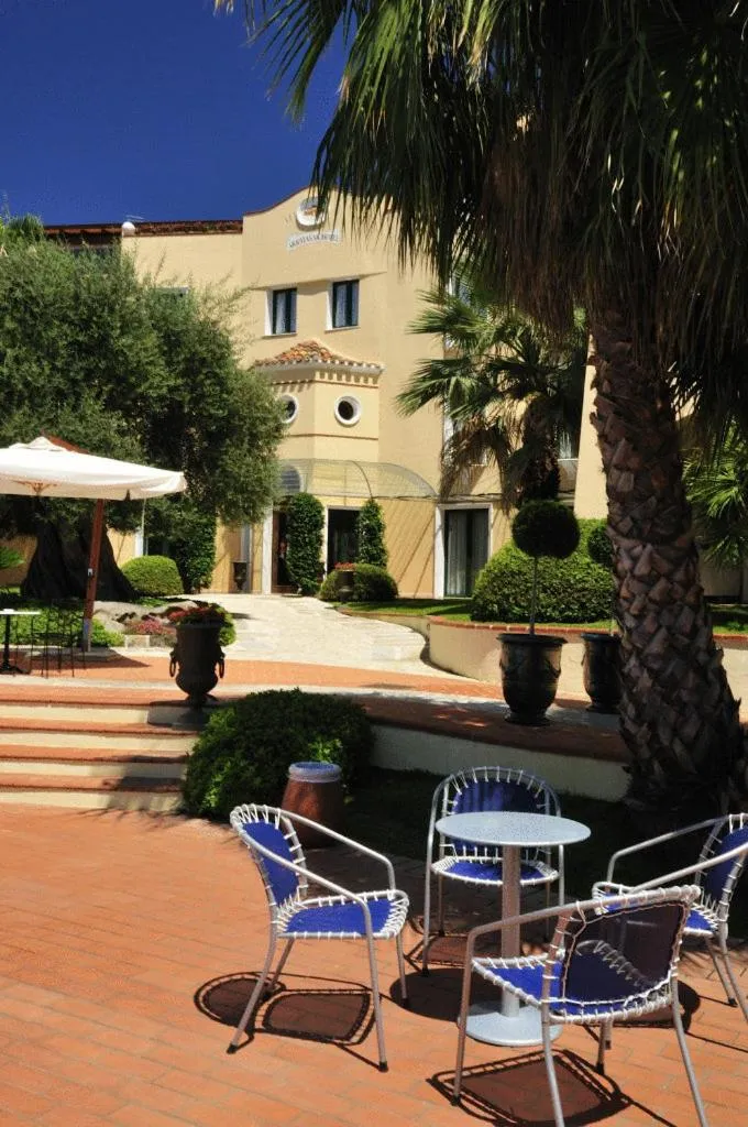 Facade/entrance in Hotel Arbatasar