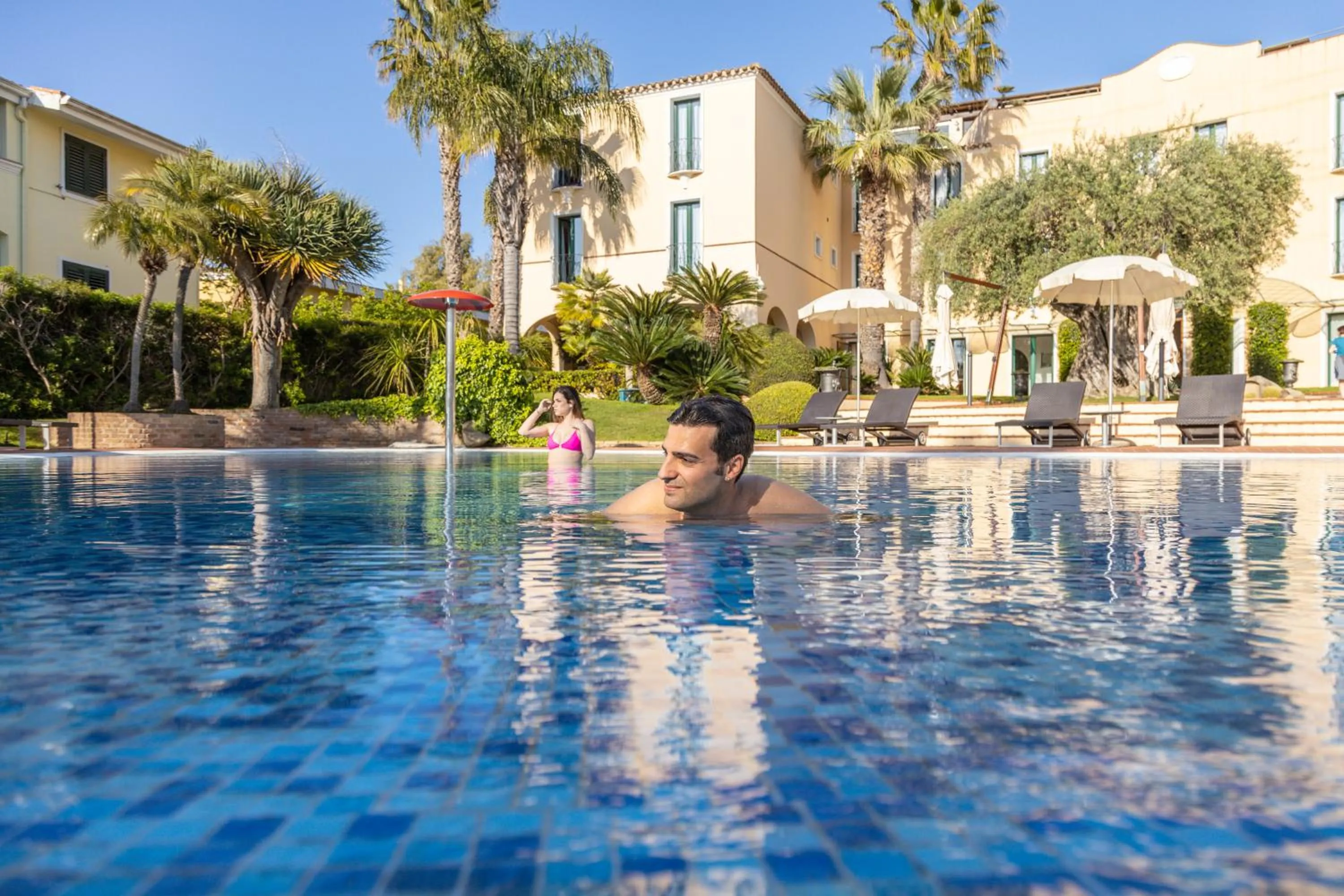 Swimming pool in Hotel Arbatasar