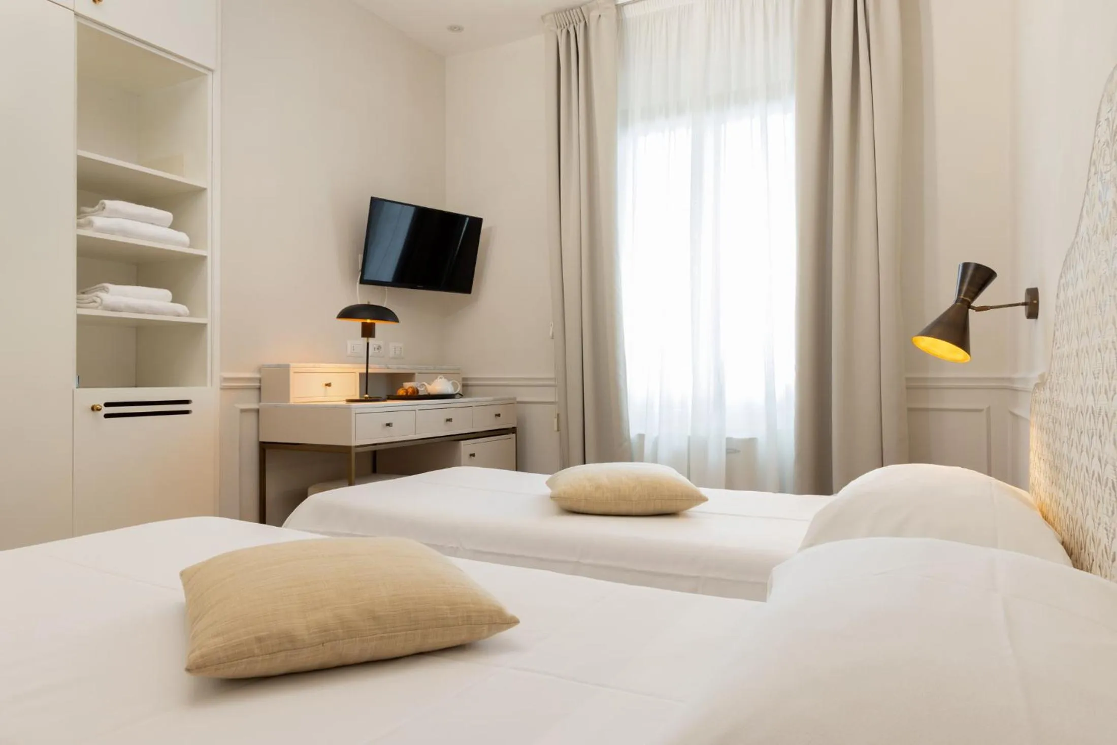 Bedroom, Bed in Albergo Chiusarelli