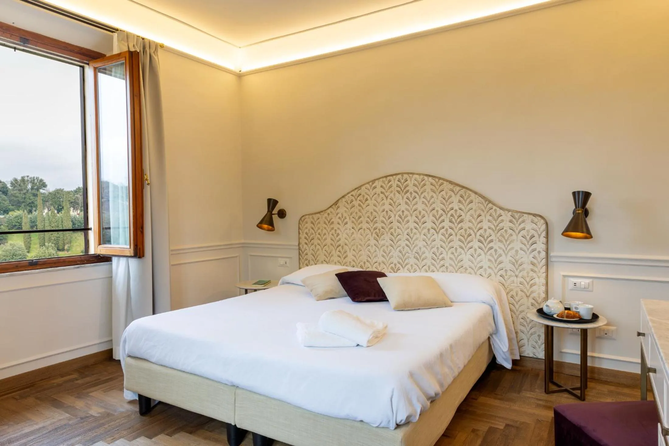 Photo of the whole room, Bed in Albergo Chiusarelli