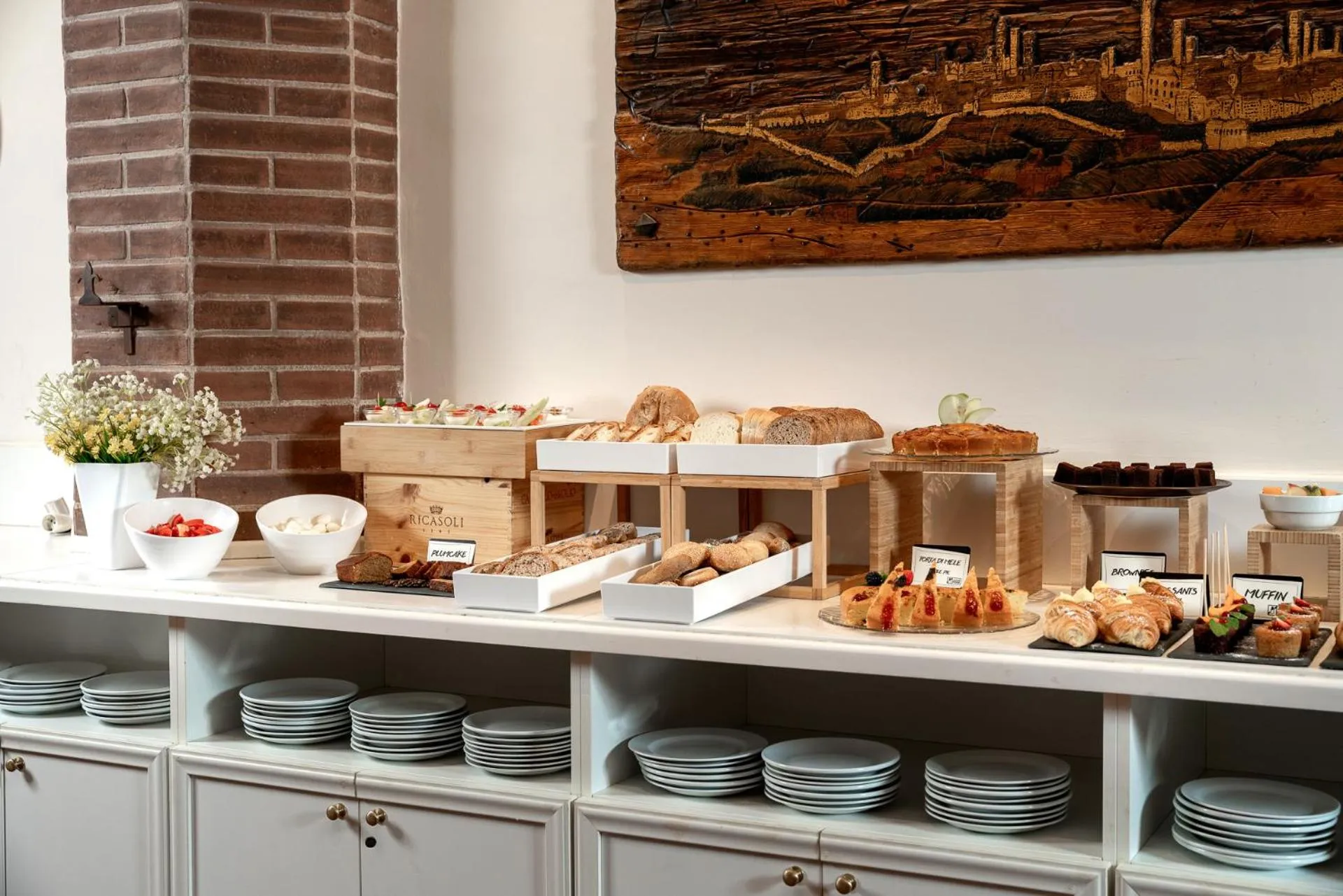 Breakfast in Hotel Athena