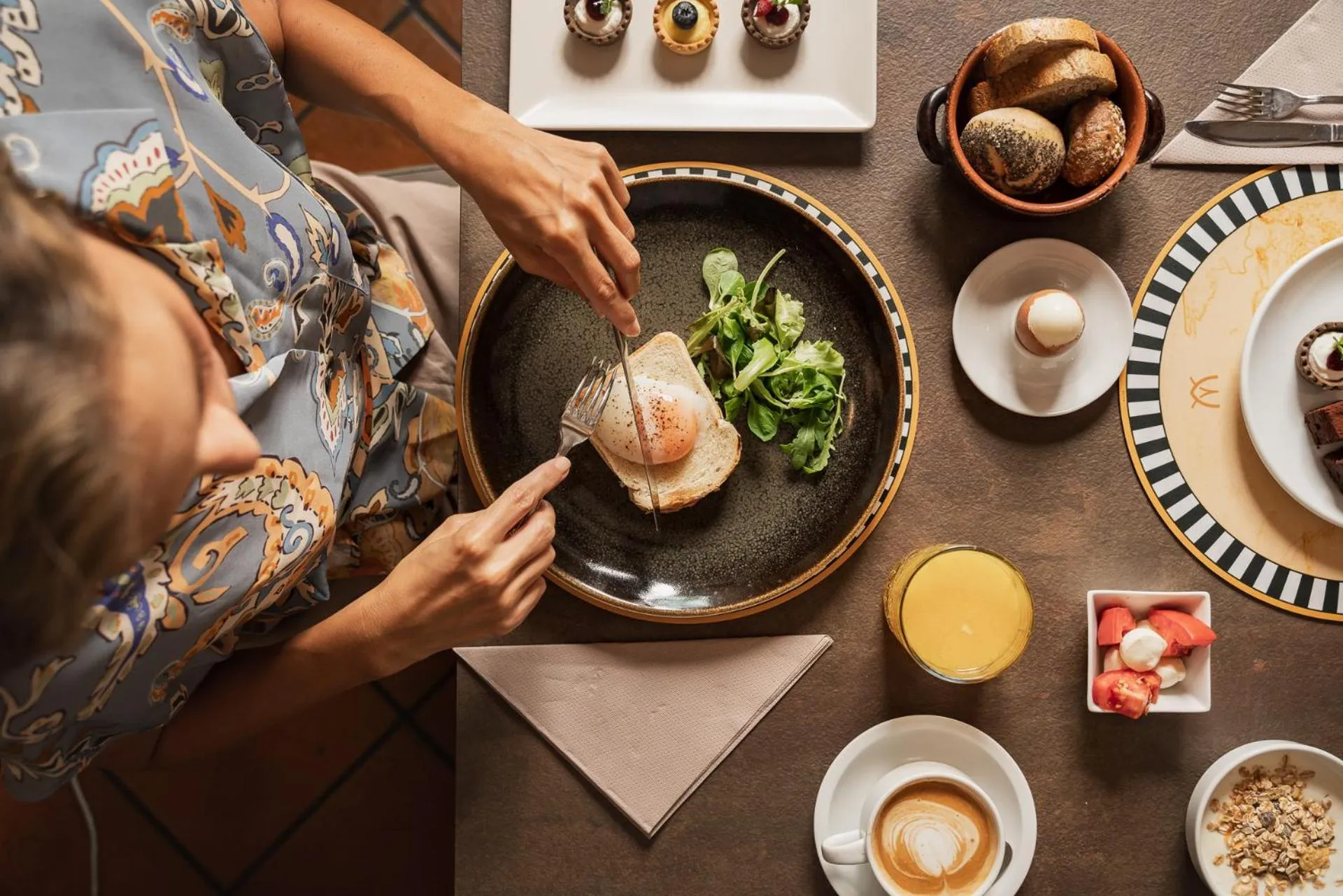 Breakfast in Hotel Athena