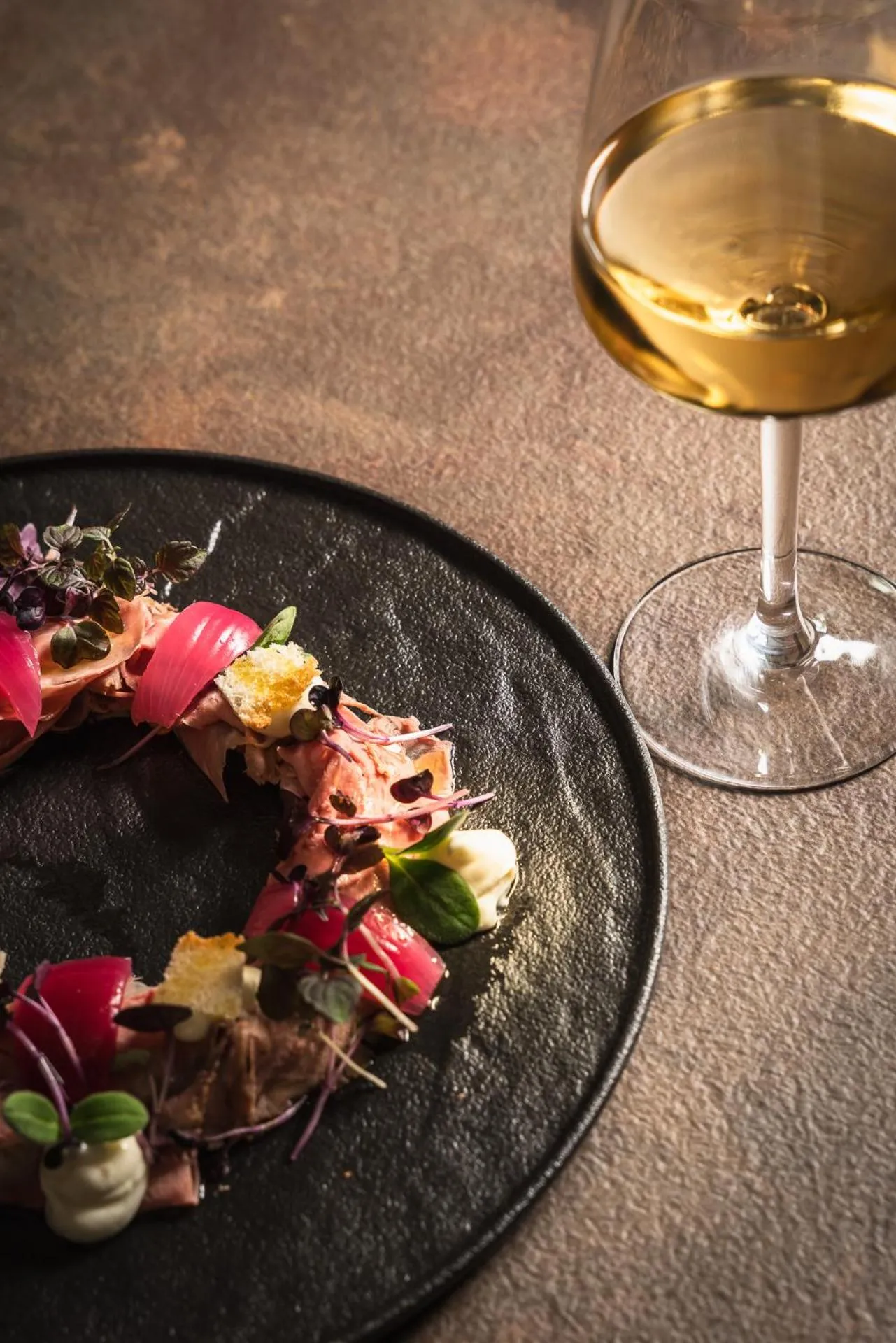 Restaurant/places to eat in Hotel Athena